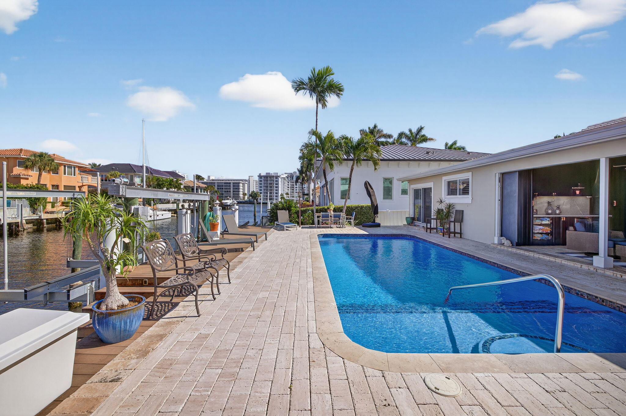 885 Nafa Drive