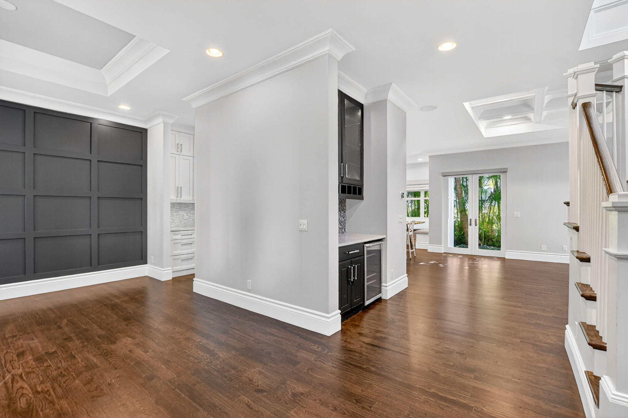 200 NW 10th Street