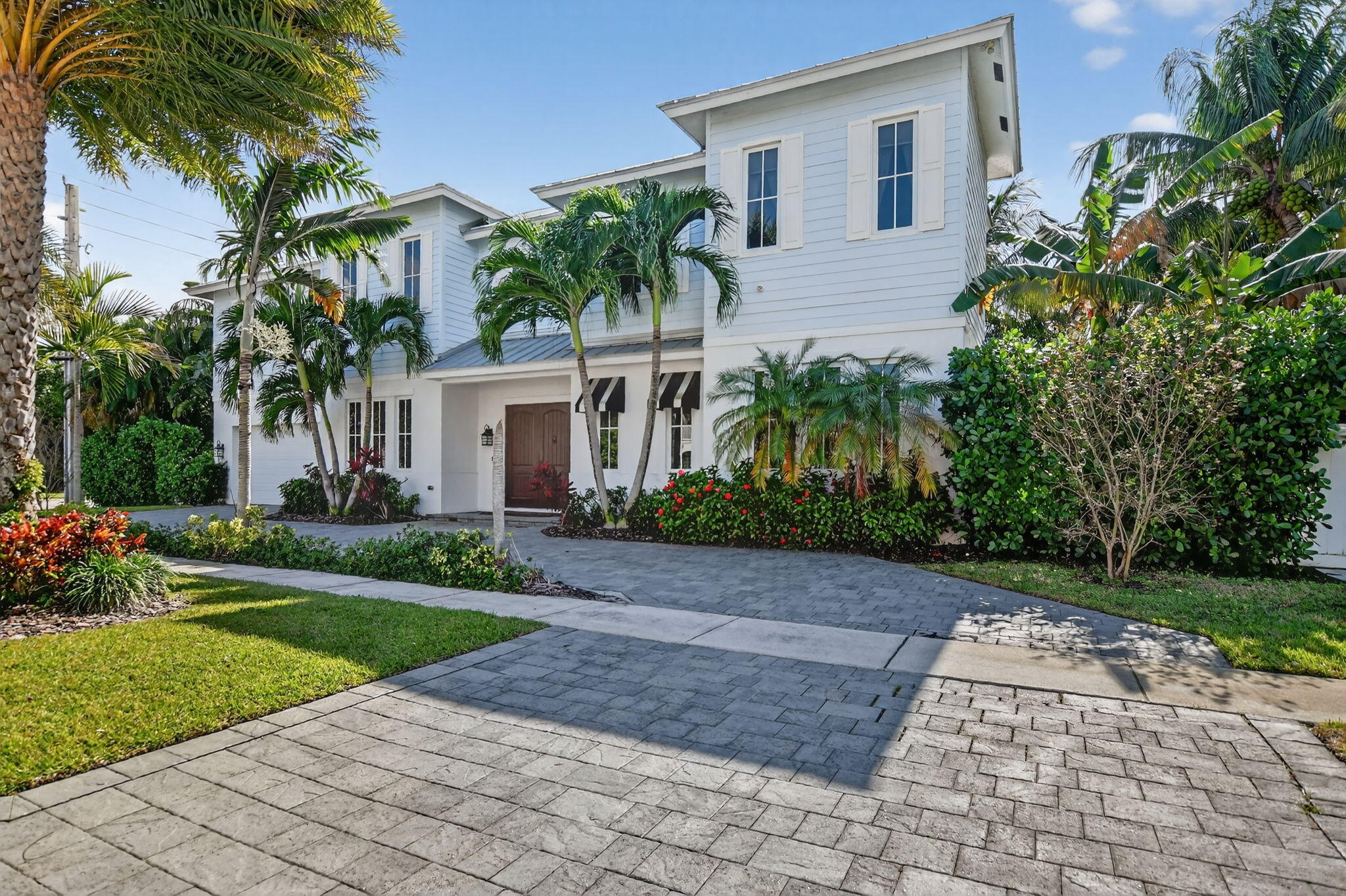 200 NW 10th Street