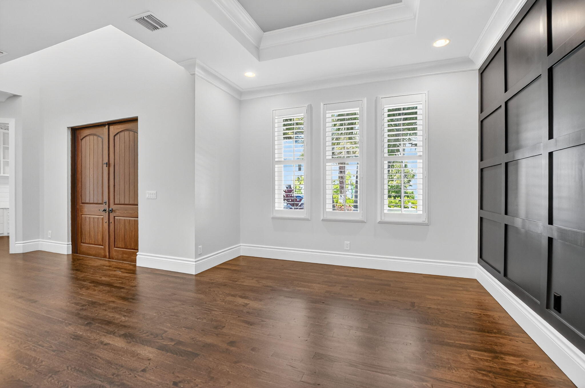 200 NW 10th Street