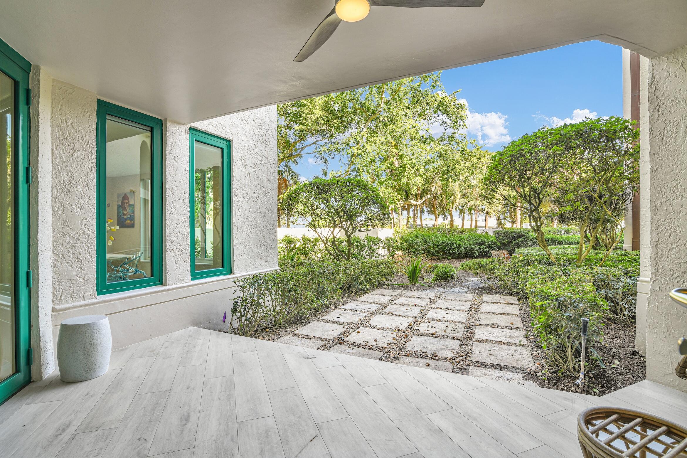 100 SE 5th Avenue 106