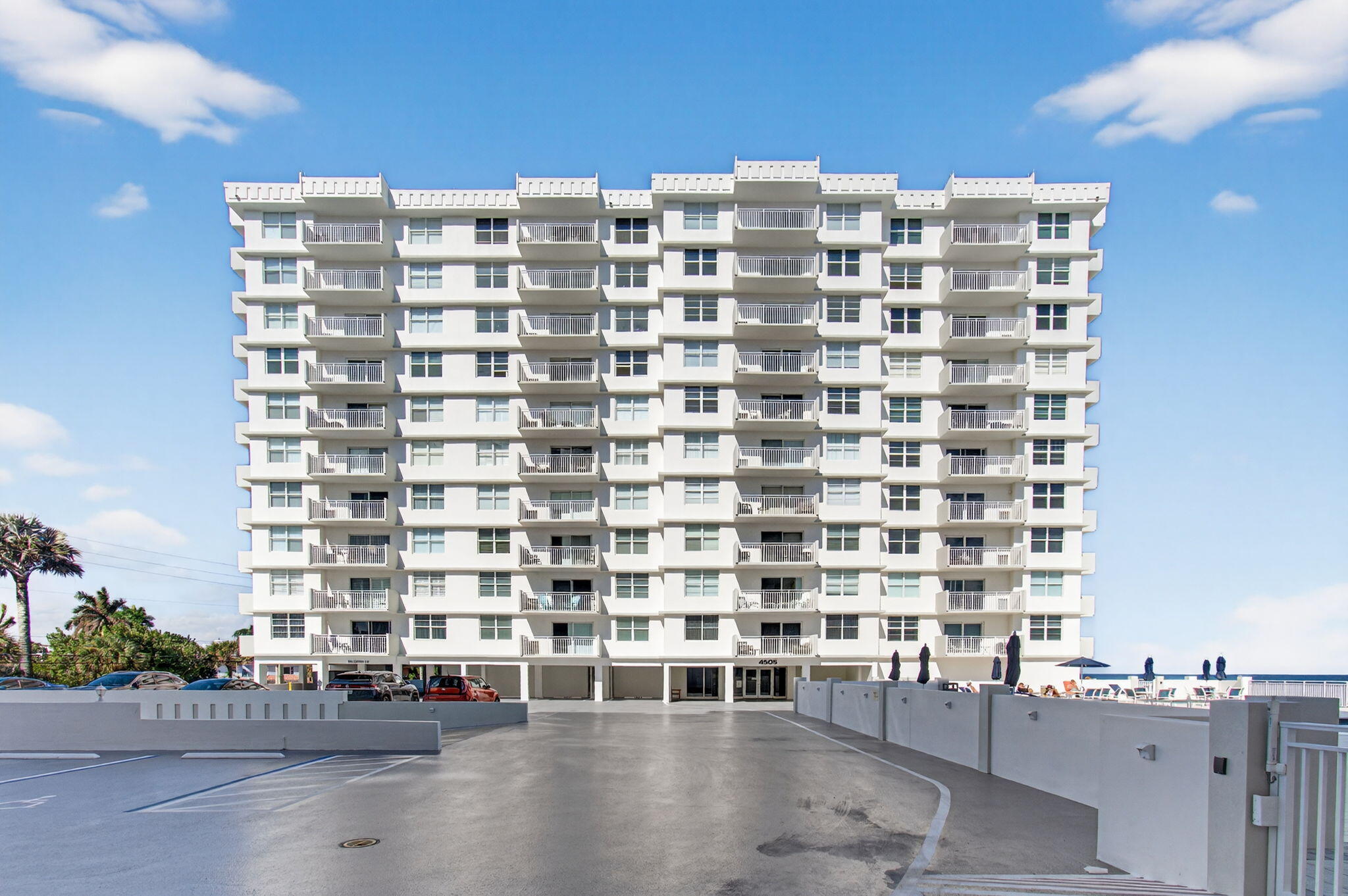 4505 S Ocean Boulevard 905