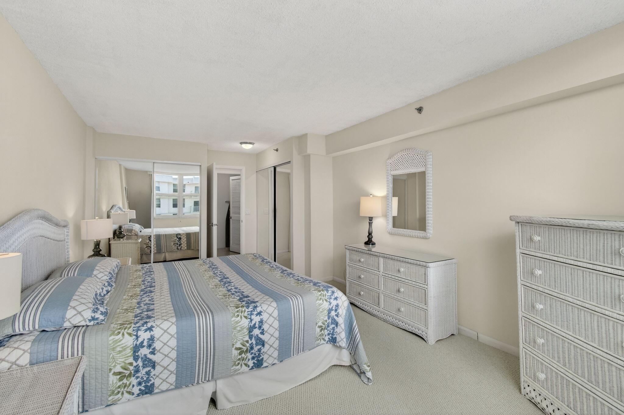 4505 S Ocean Boulevard 905