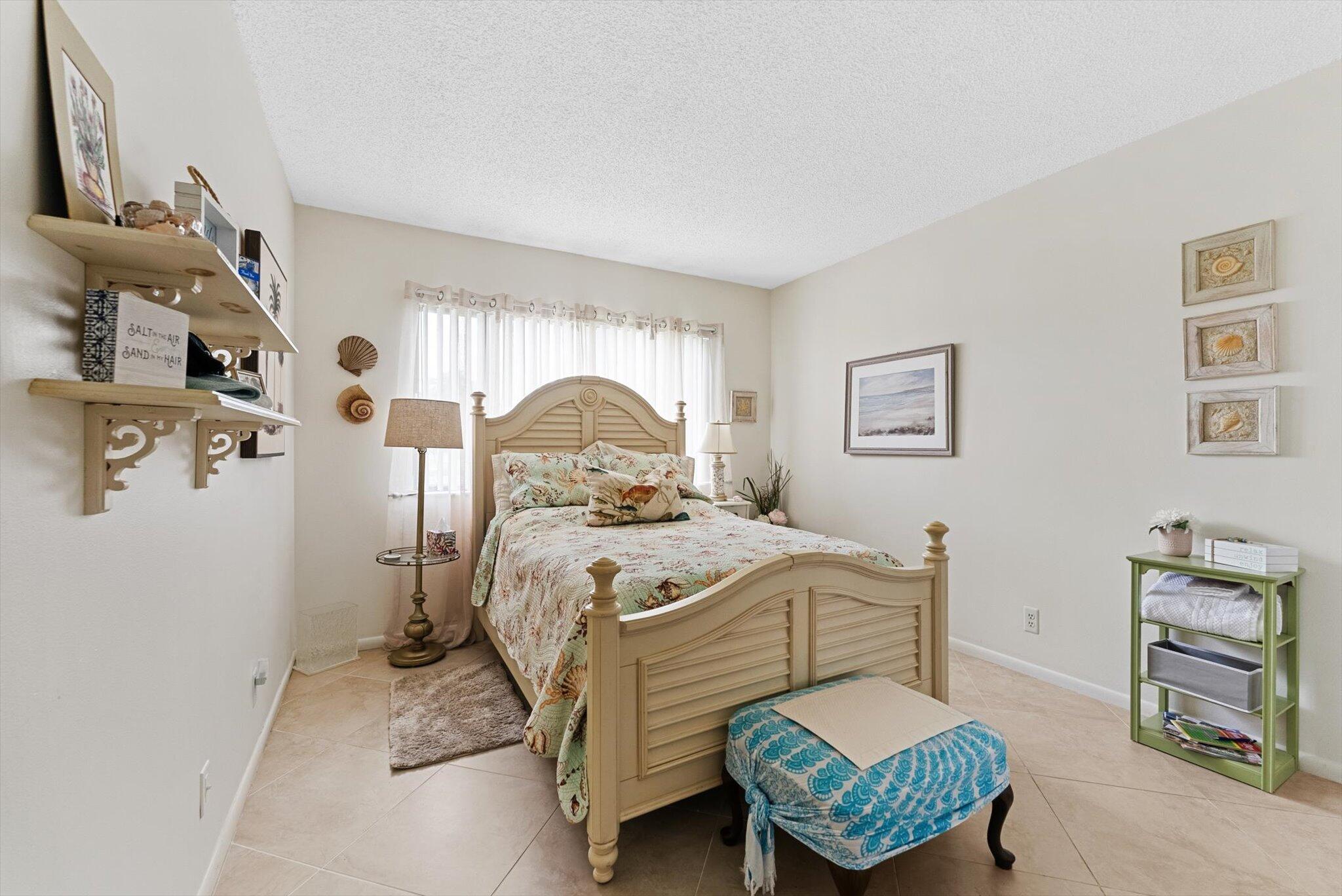 11282 Green Lake Drive 204