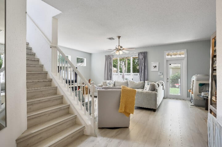 8080 Murano Circle