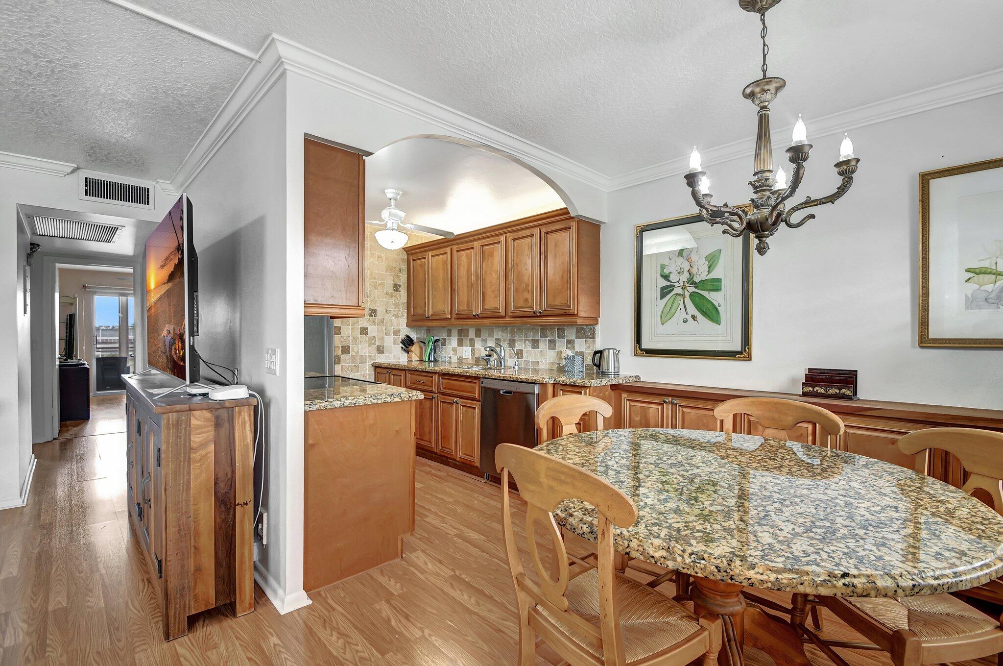 4089 Guildford E E