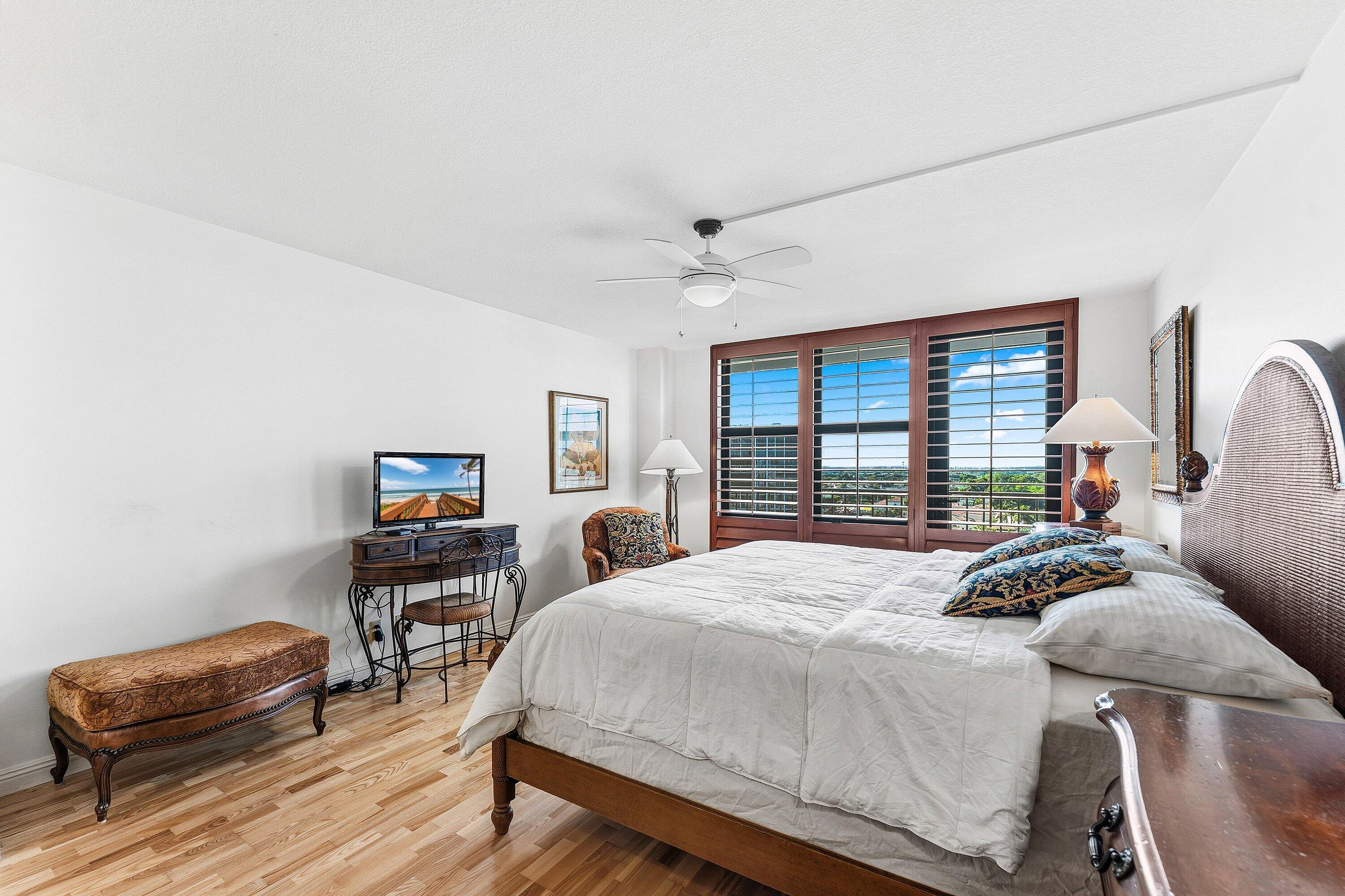 4600 S Ocean Boulevard 1102