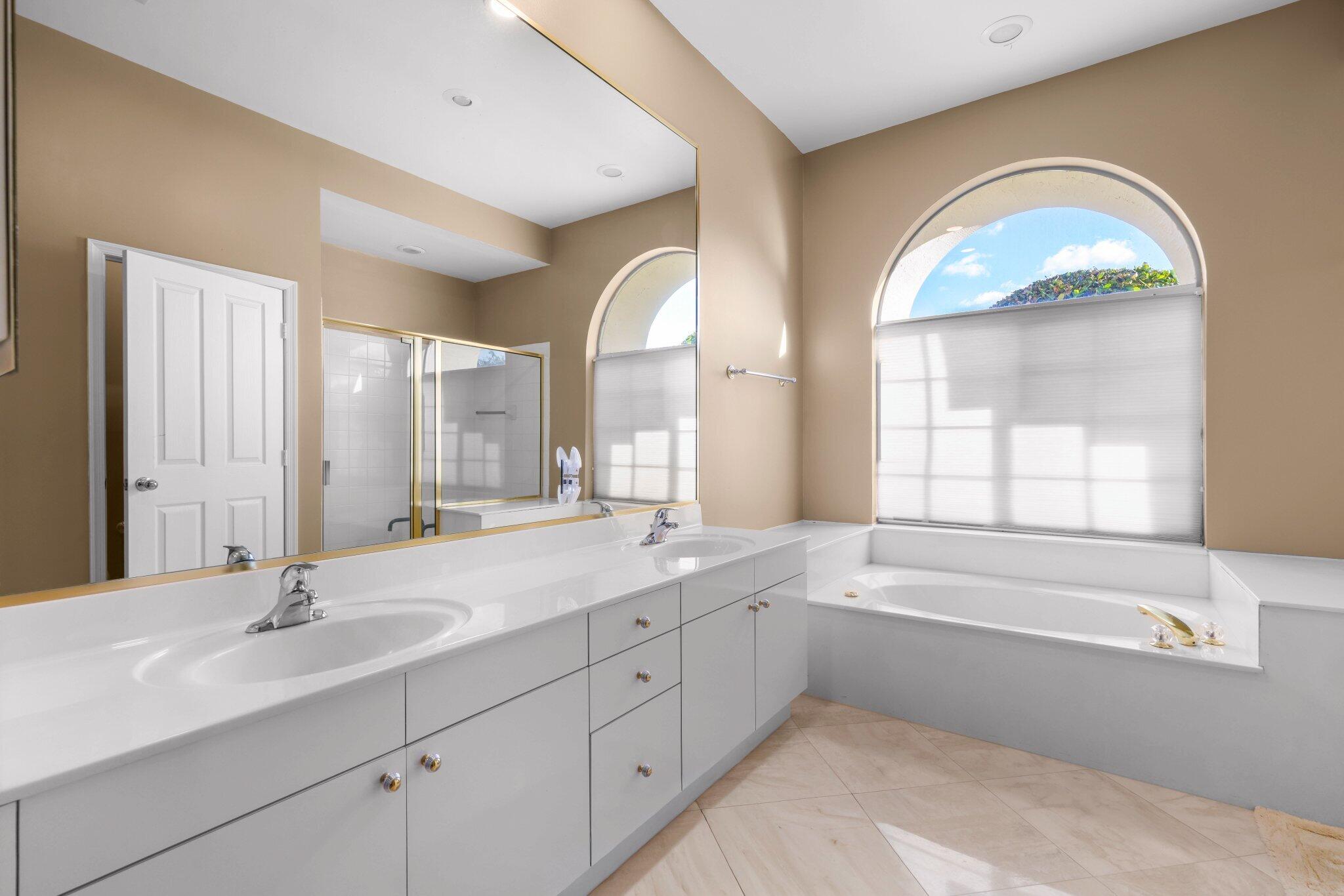 2595 NW 53rd Street