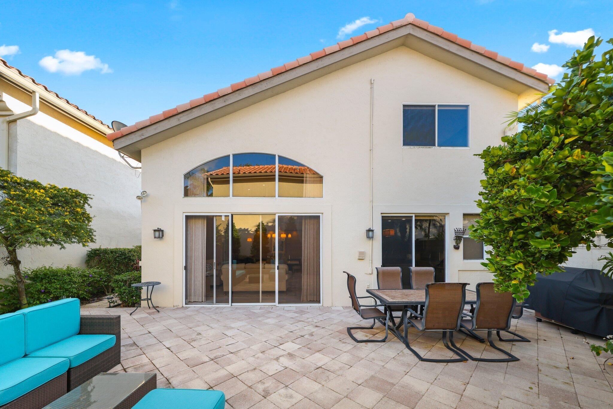 2595 NW 53rd Street