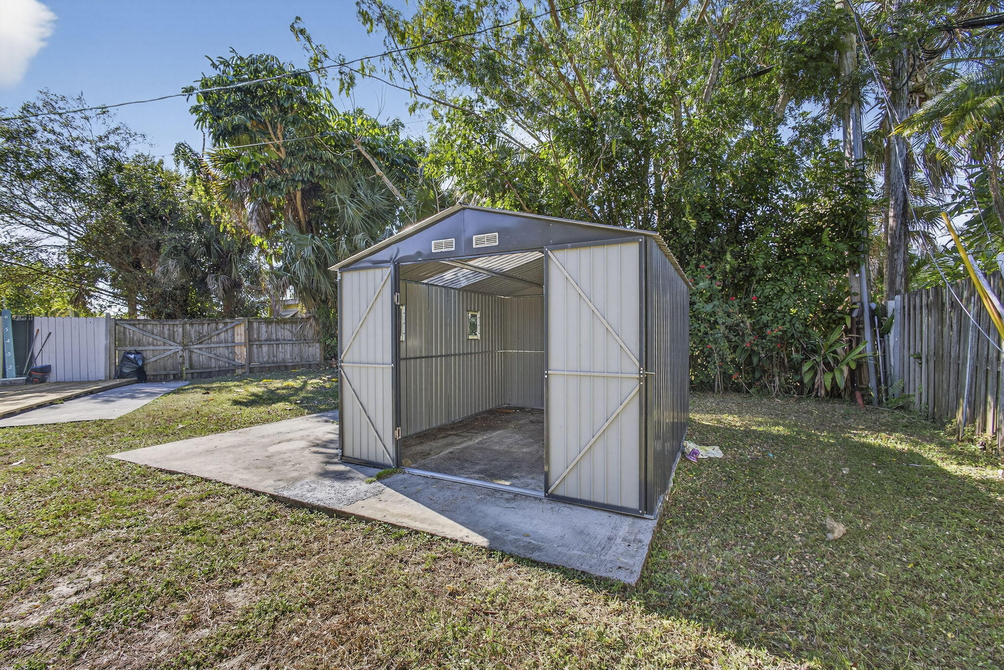 751 Royal Palm Beach Boulevard