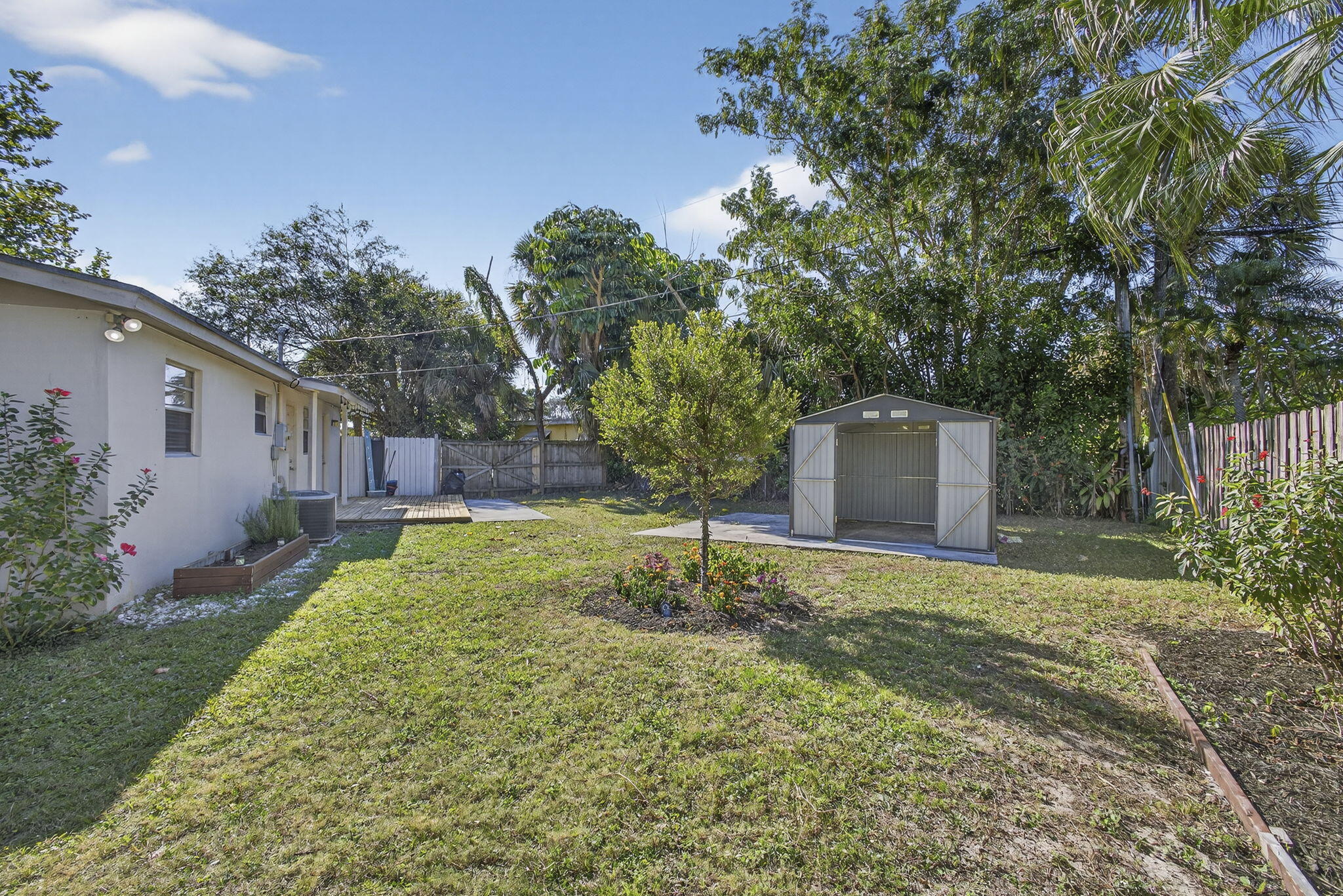 751 Royal Palm Beach Boulevard