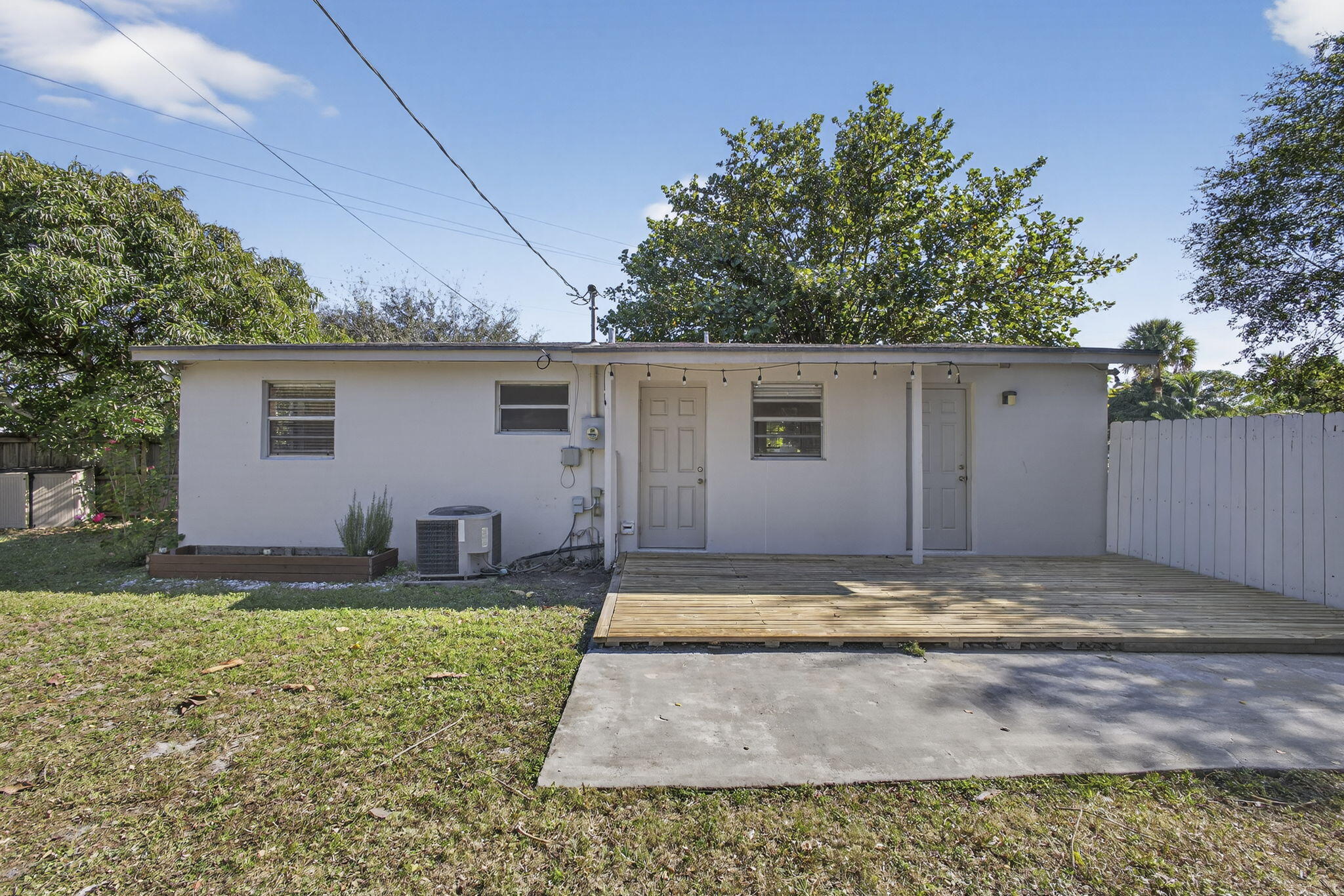 751 Royal Palm Beach Boulevard