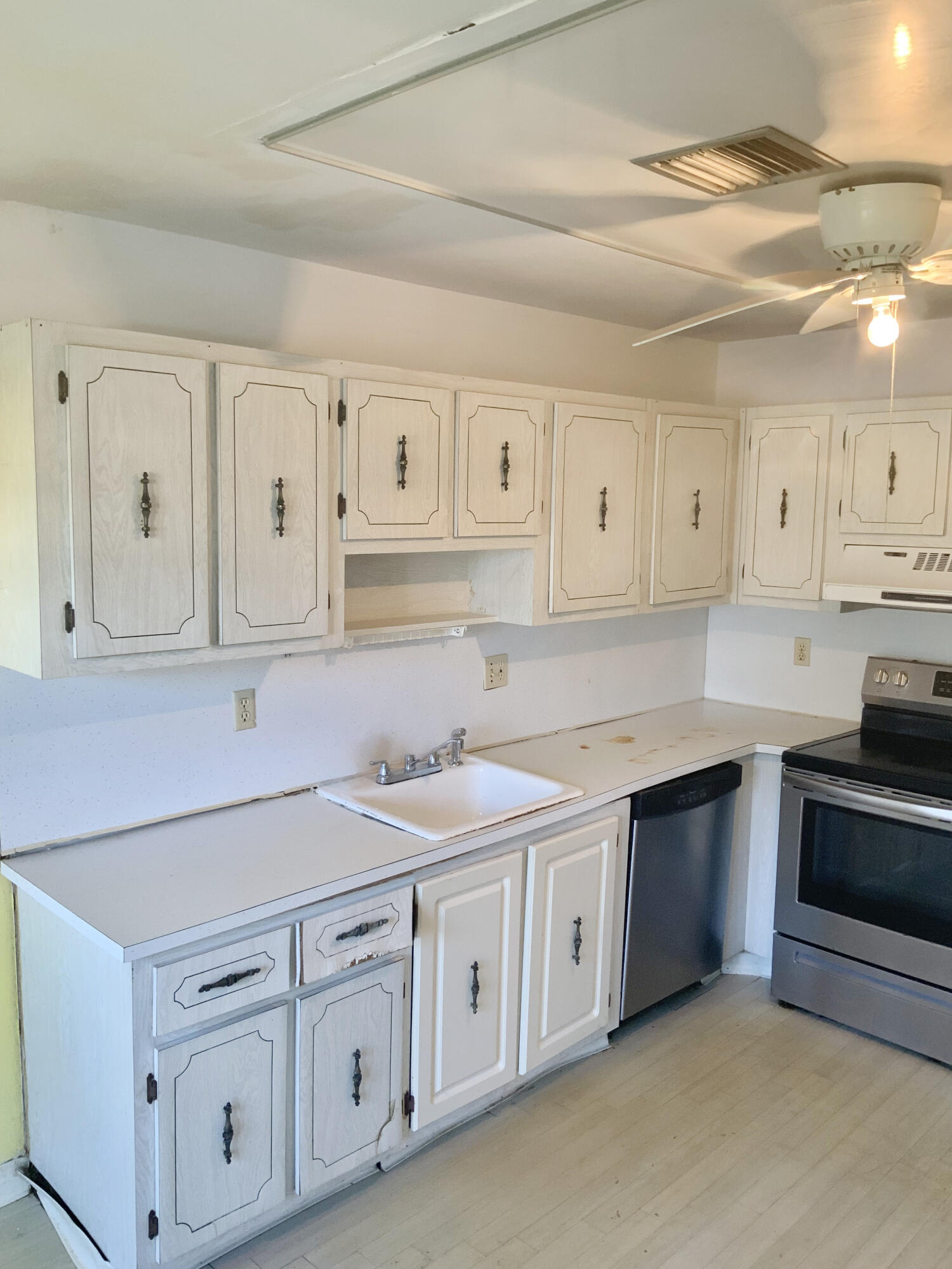 1621 NW 18th Avenue 102