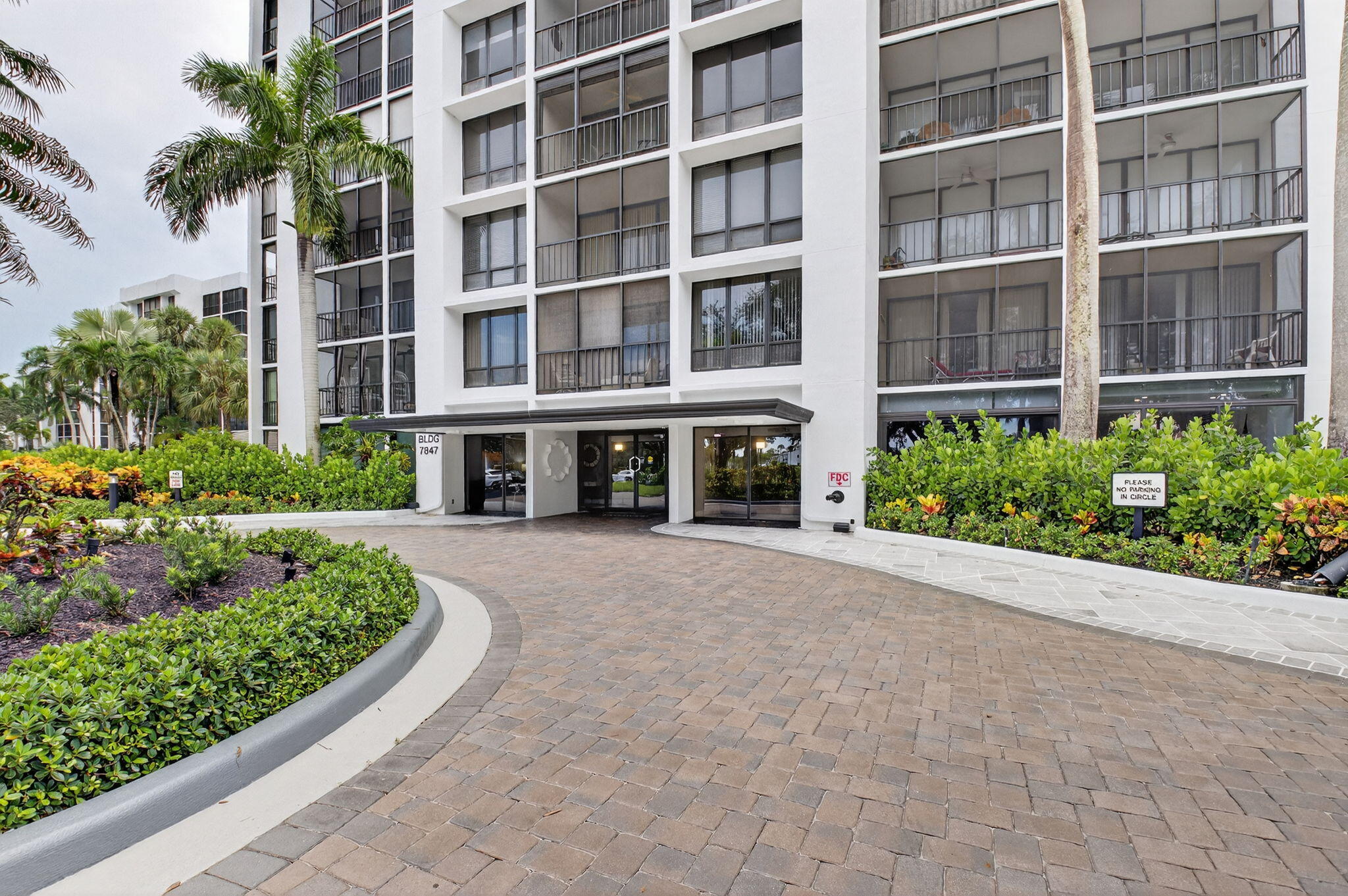 7847 Lakeside Boulevard 1014