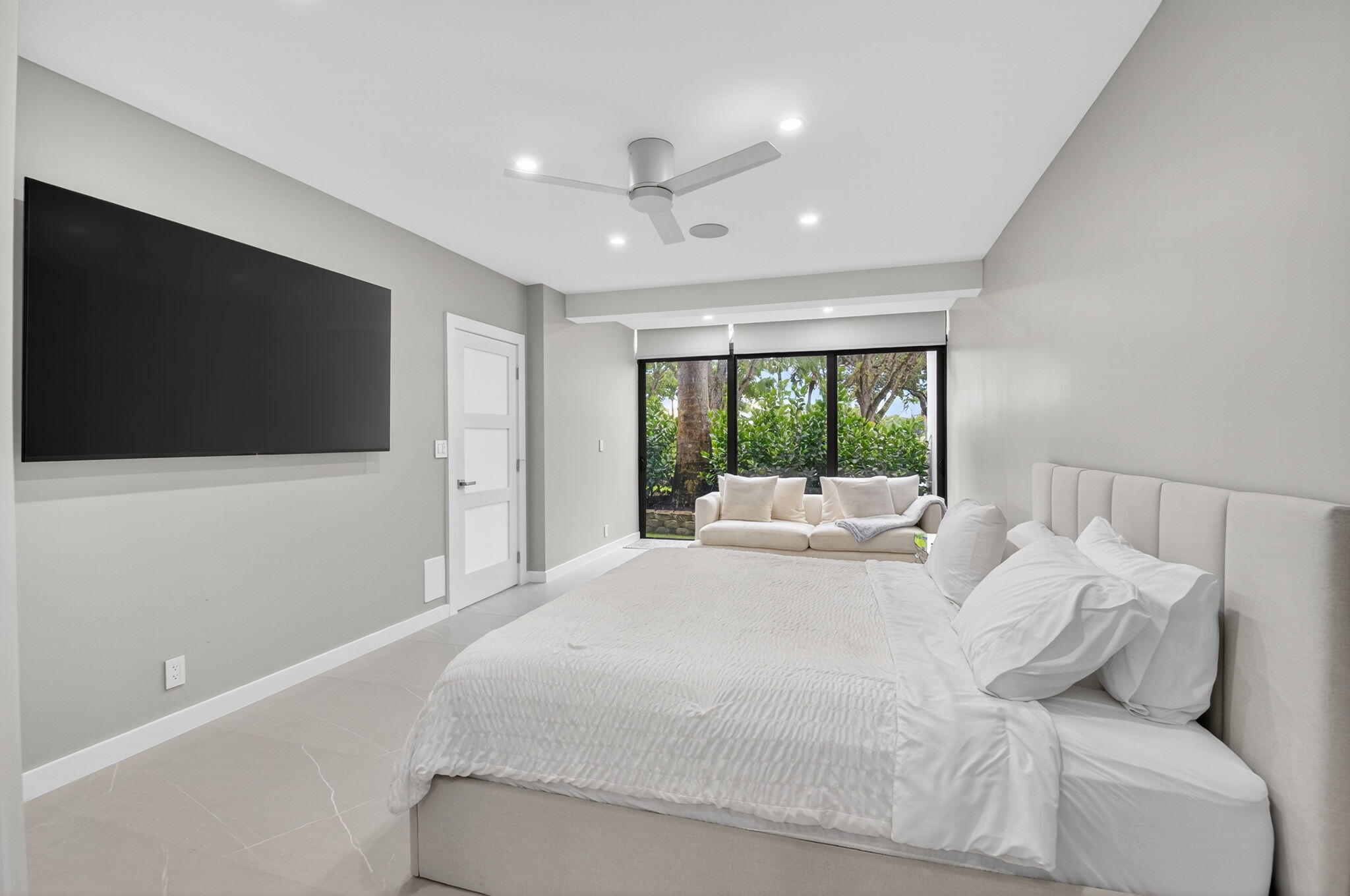 7847 Lakeside Boulevard 1014