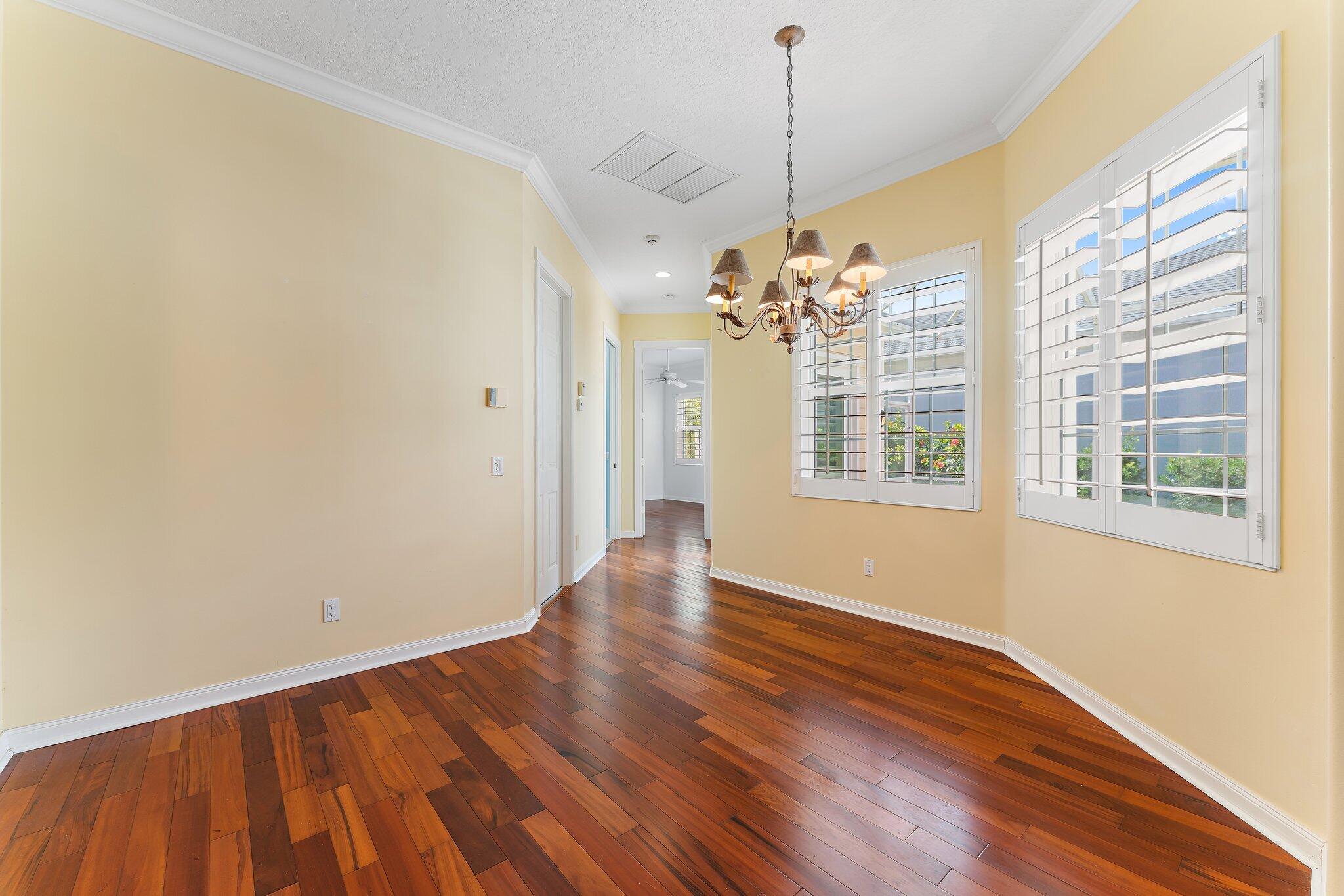 215 New Haven Boulevard