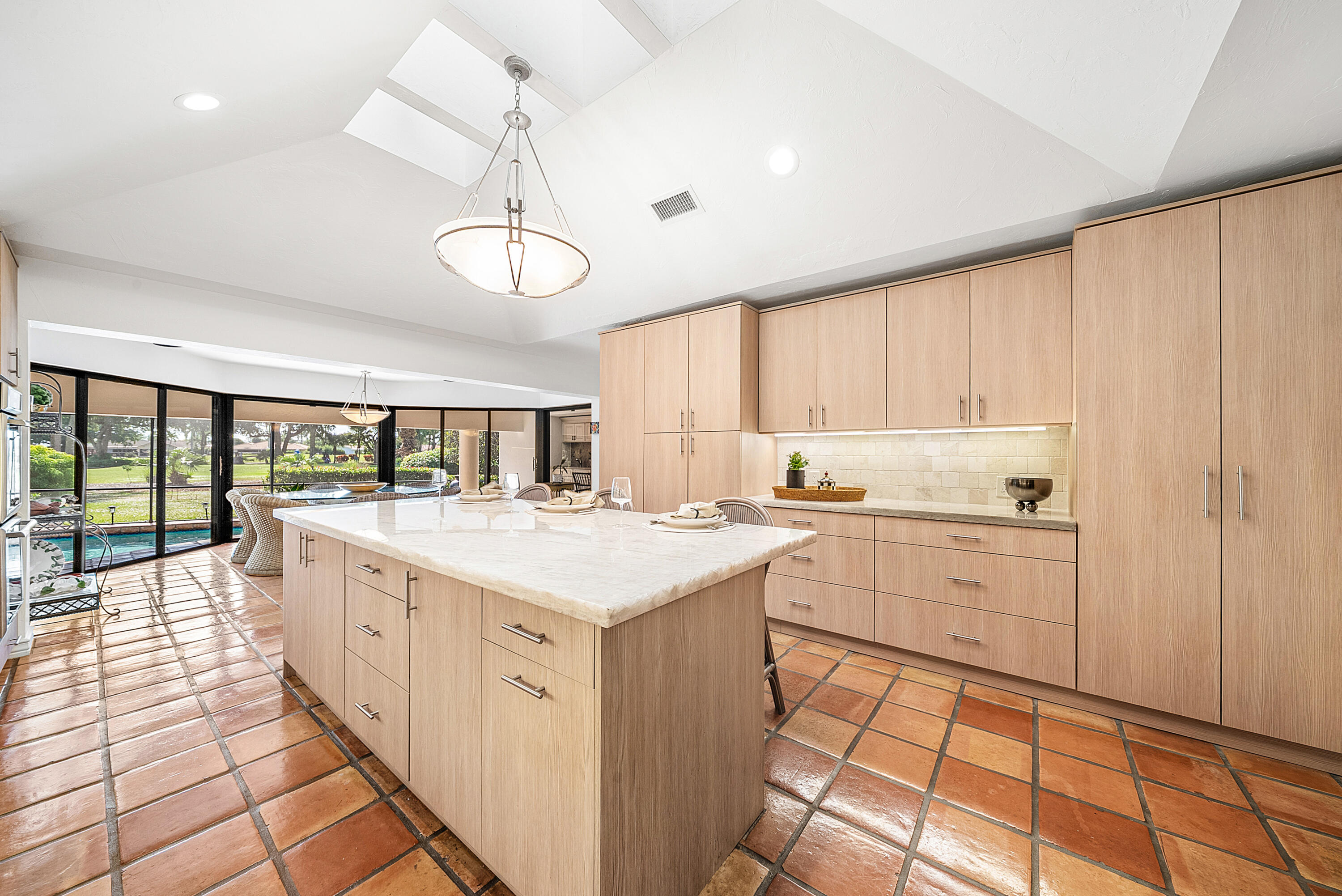 112 Glenbrook Court