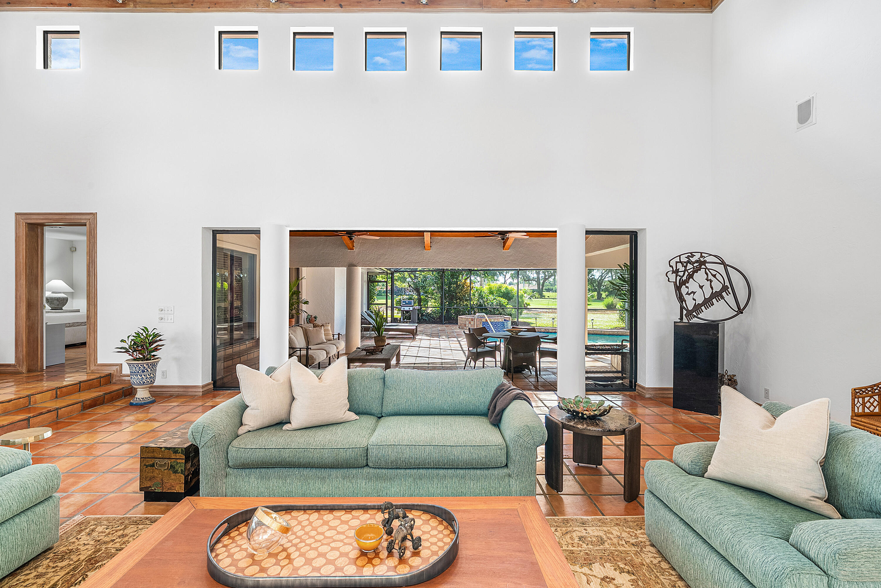 112 Glenbrook Court
