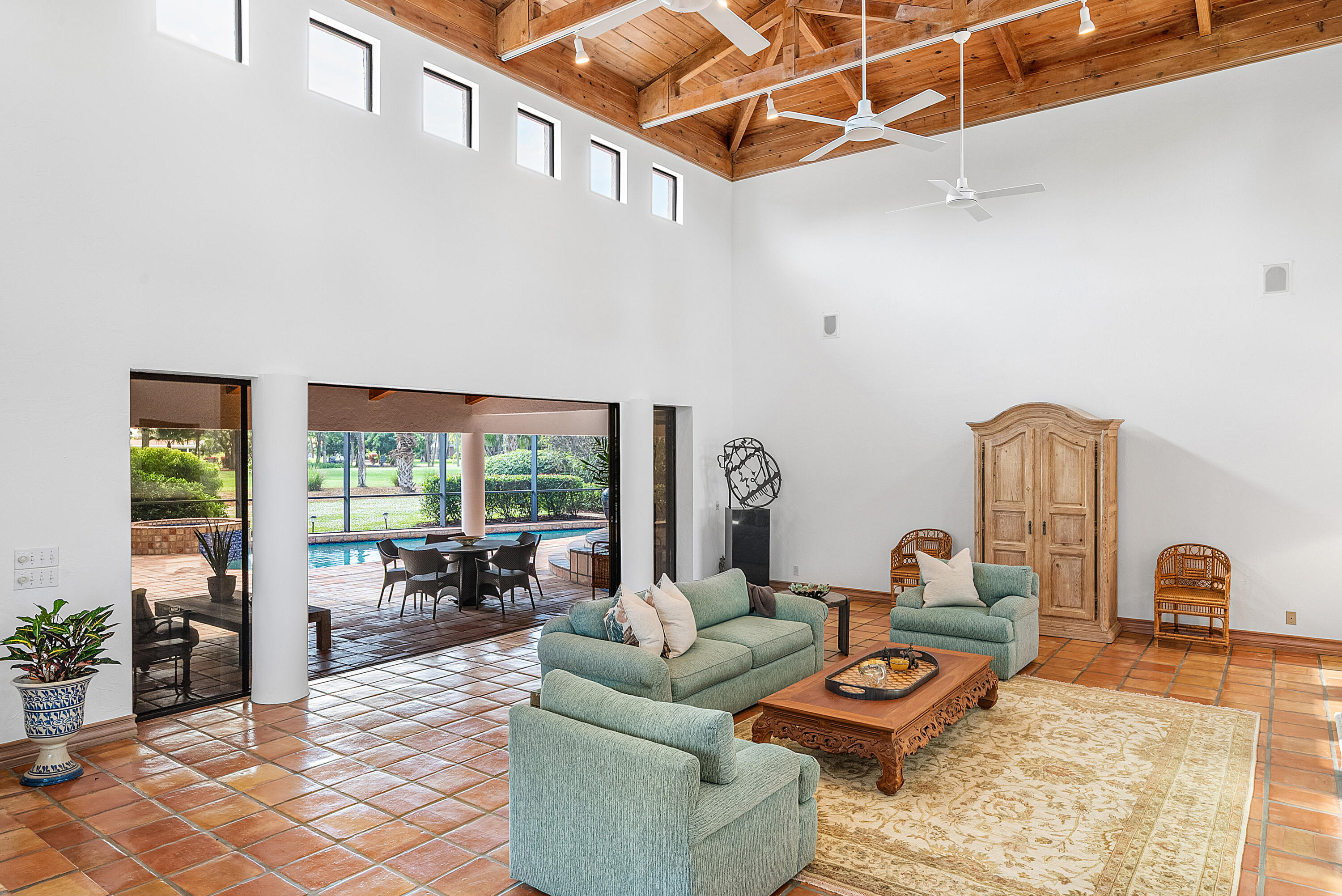 112 Glenbrook Court