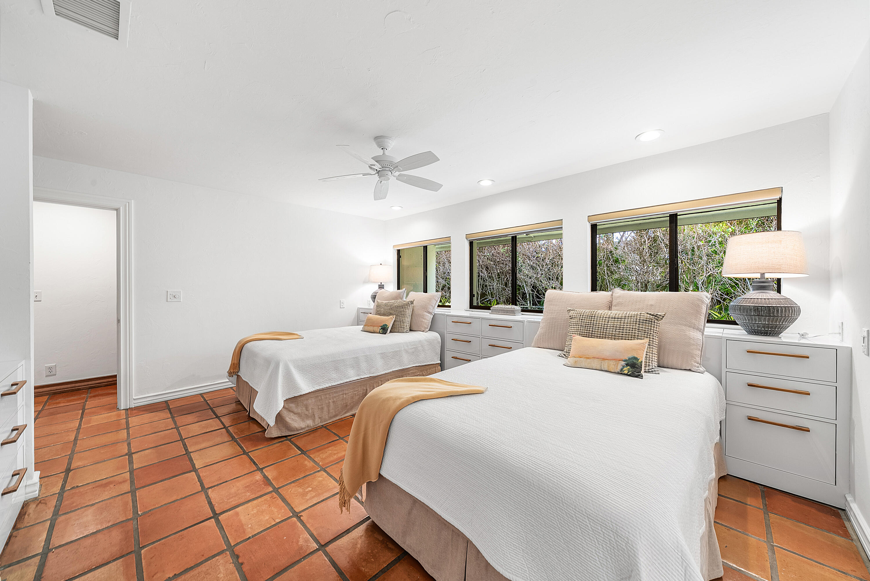 112 Glenbrook Court