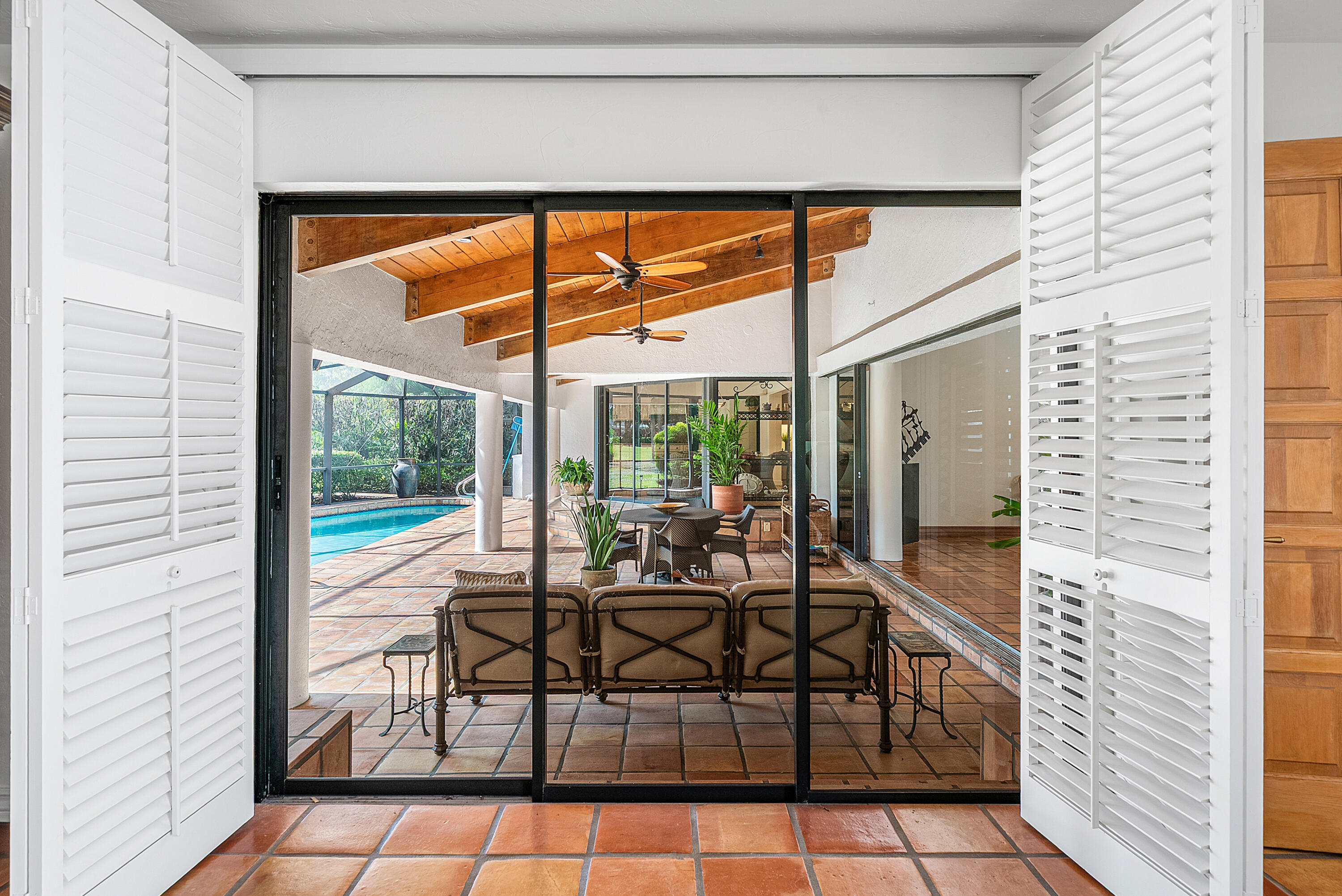 112 Glenbrook Court
