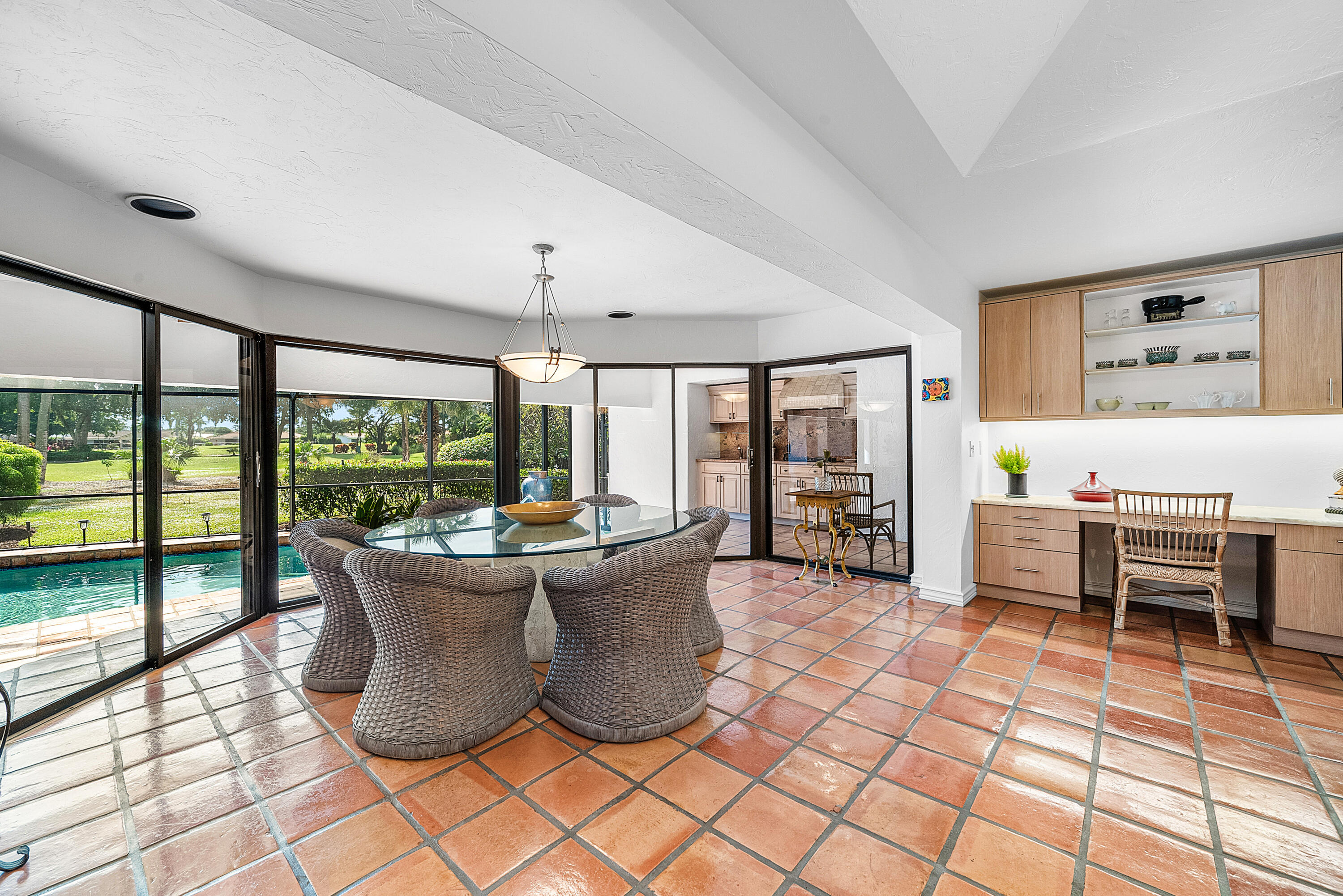 112 Glenbrook Court