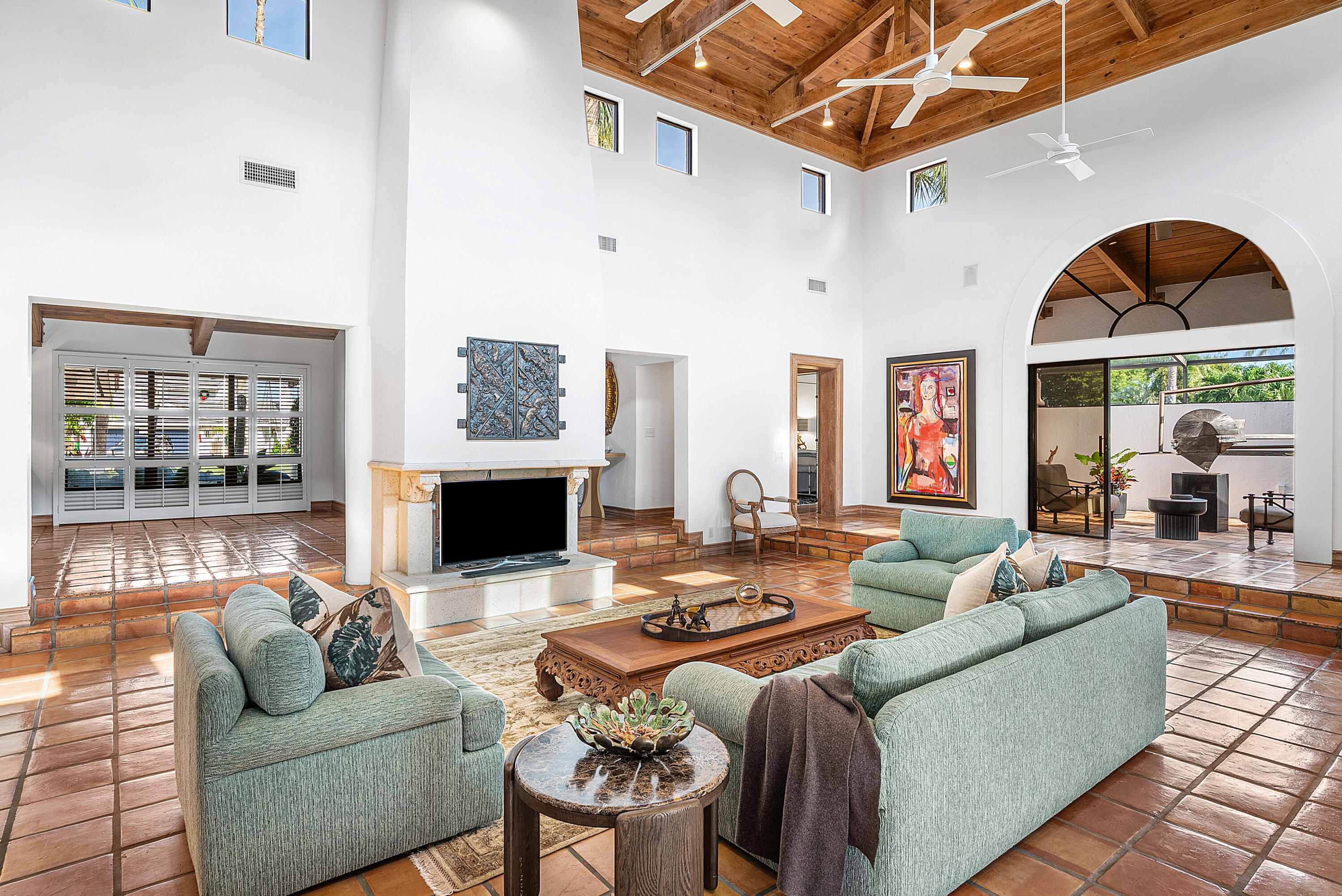 112 Glenbrook Court