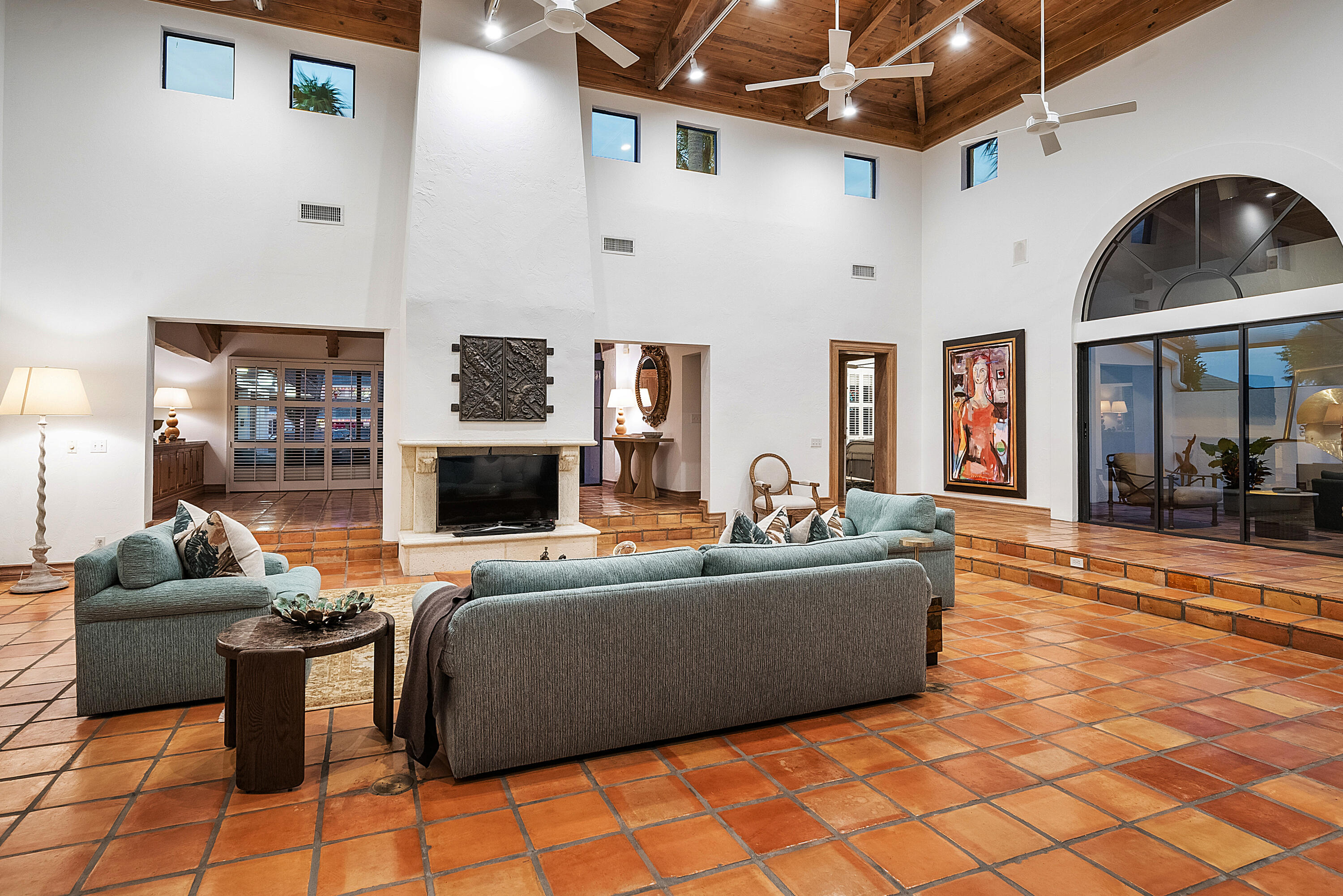 112 Glenbrook Court