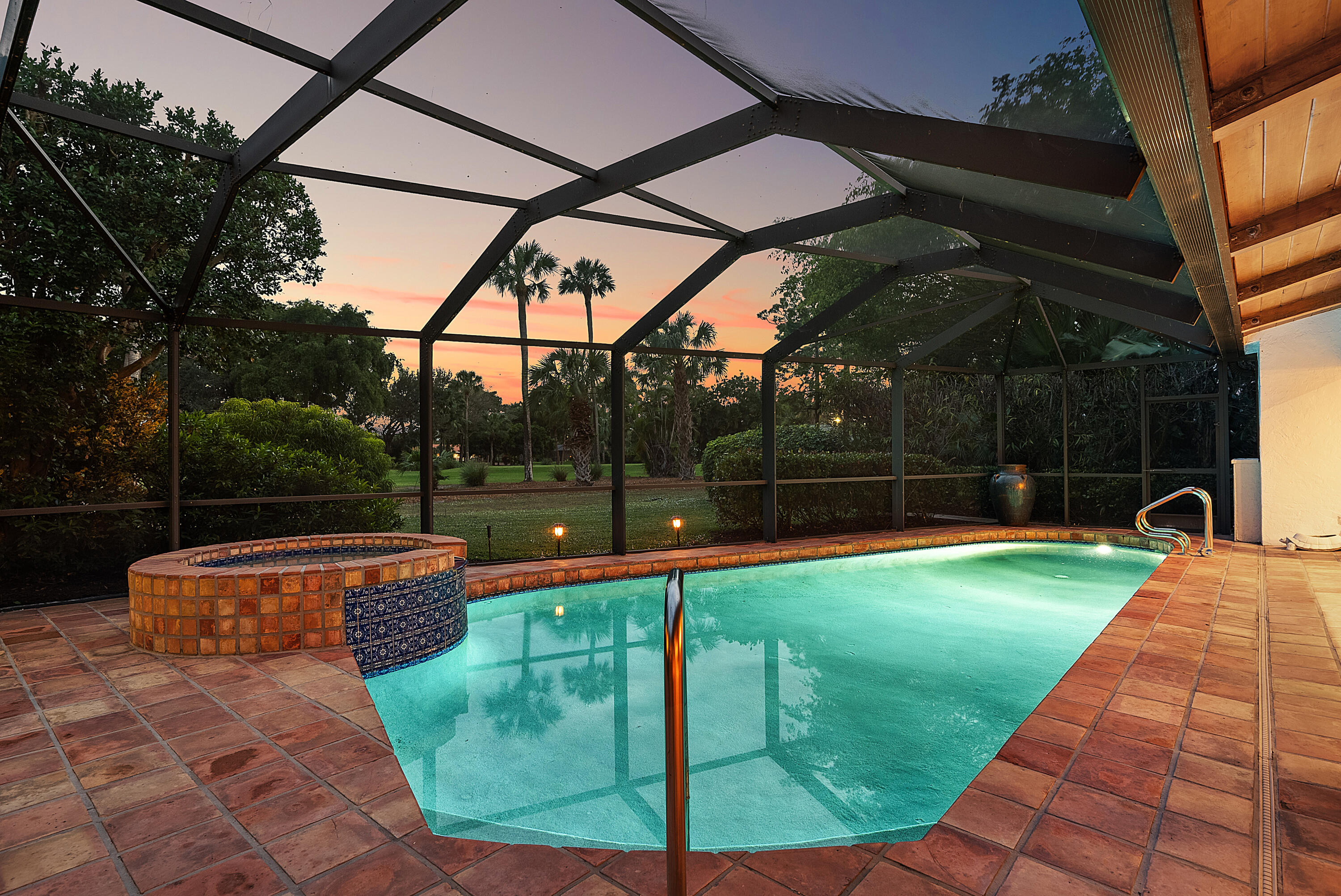 112 Glenbrook Court