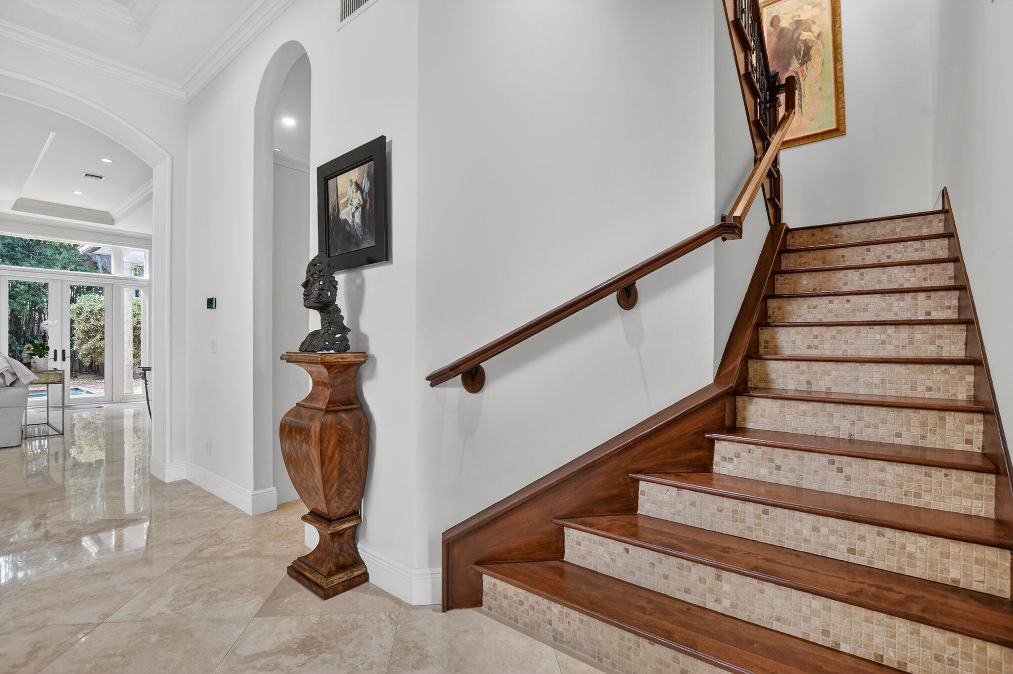 33 SE Olive Way