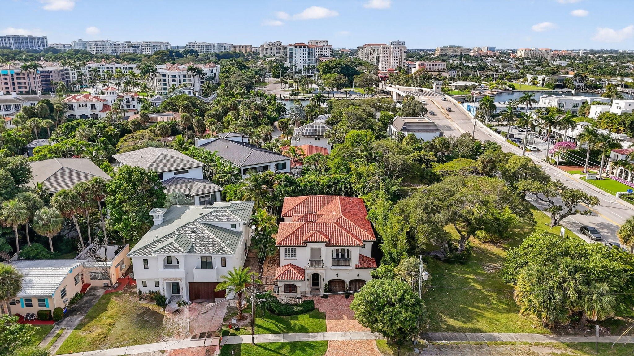 33 SE Olive Way