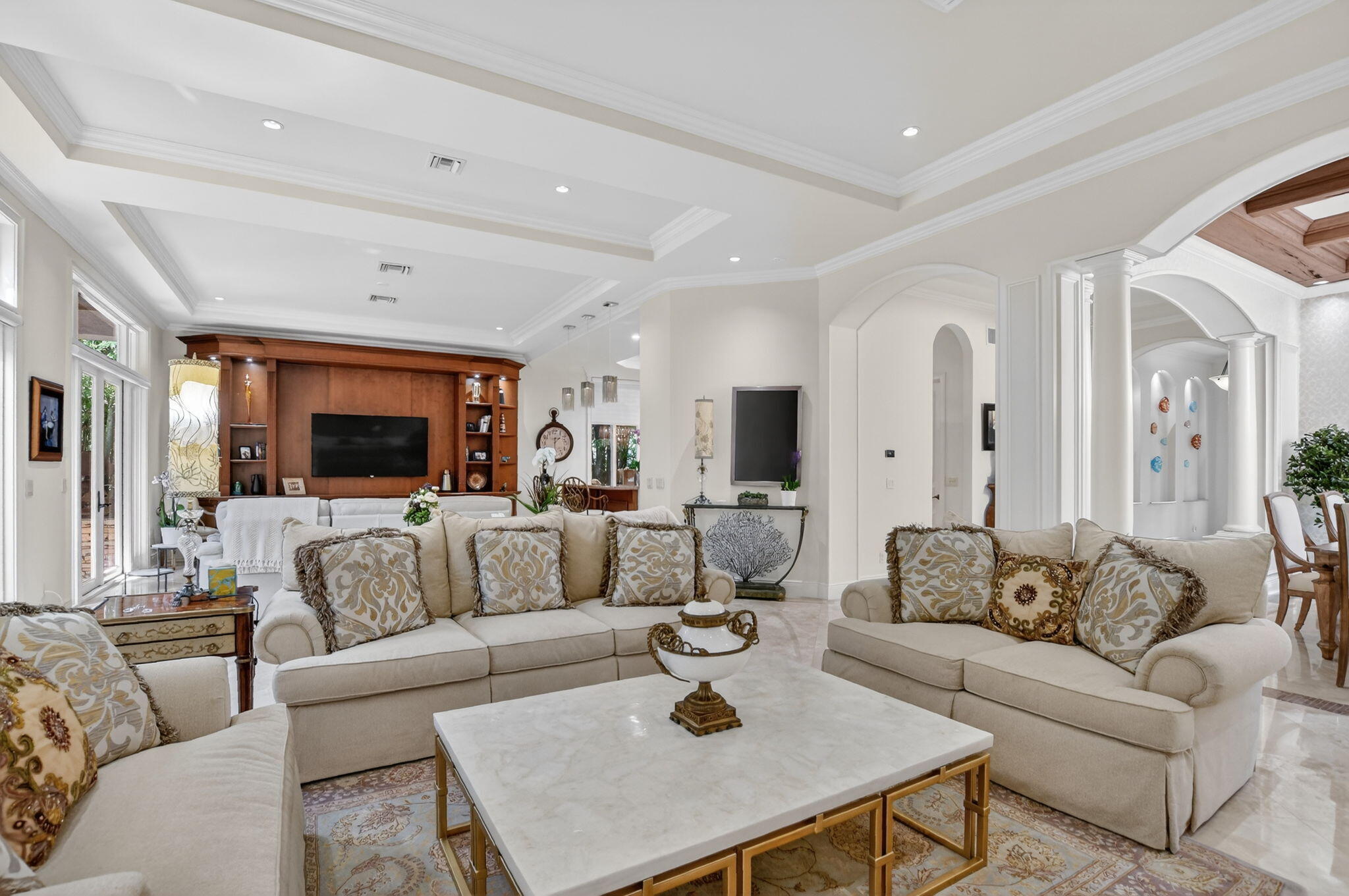 33 SE Olive Way