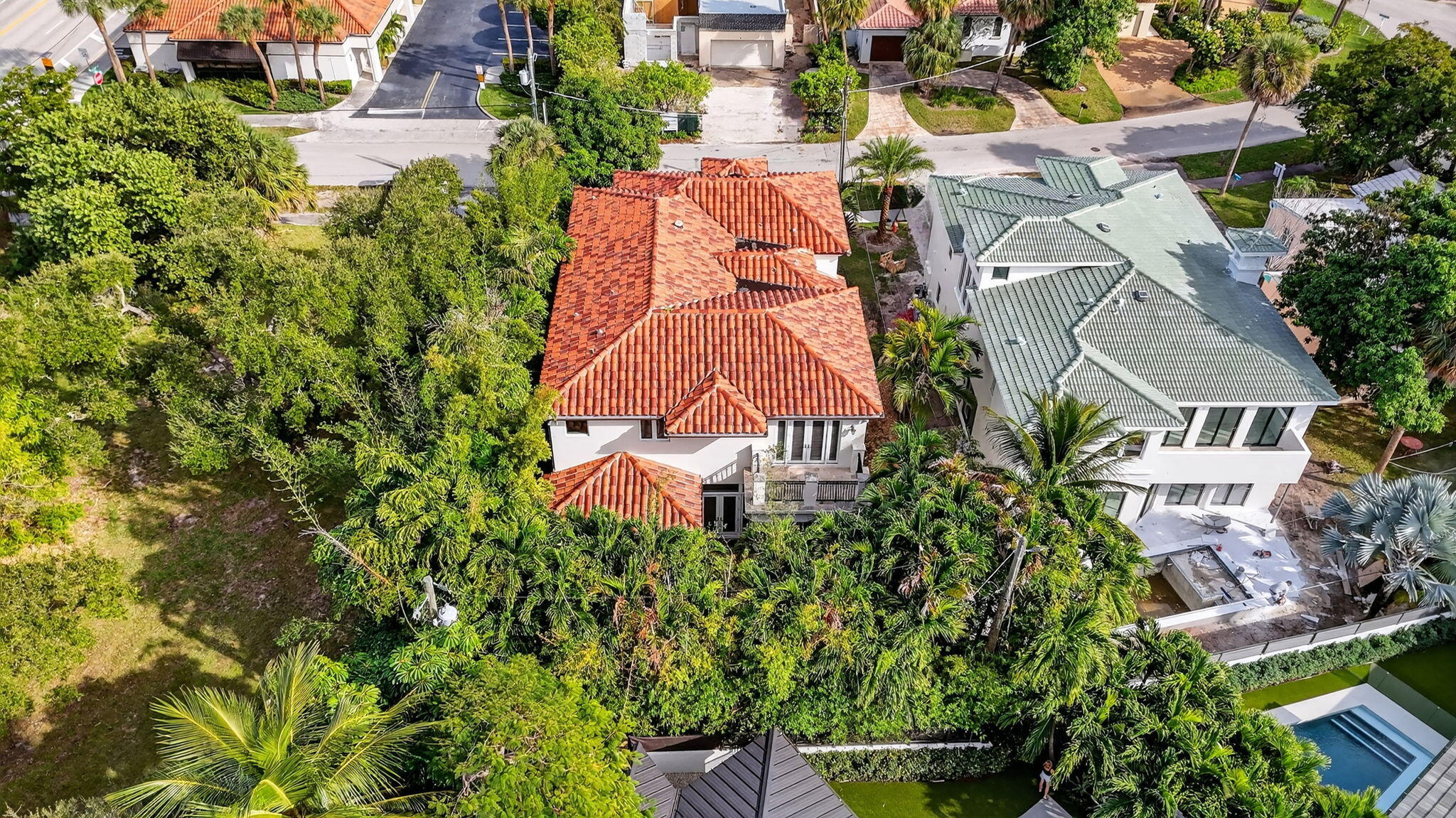 33 SE Olive Way