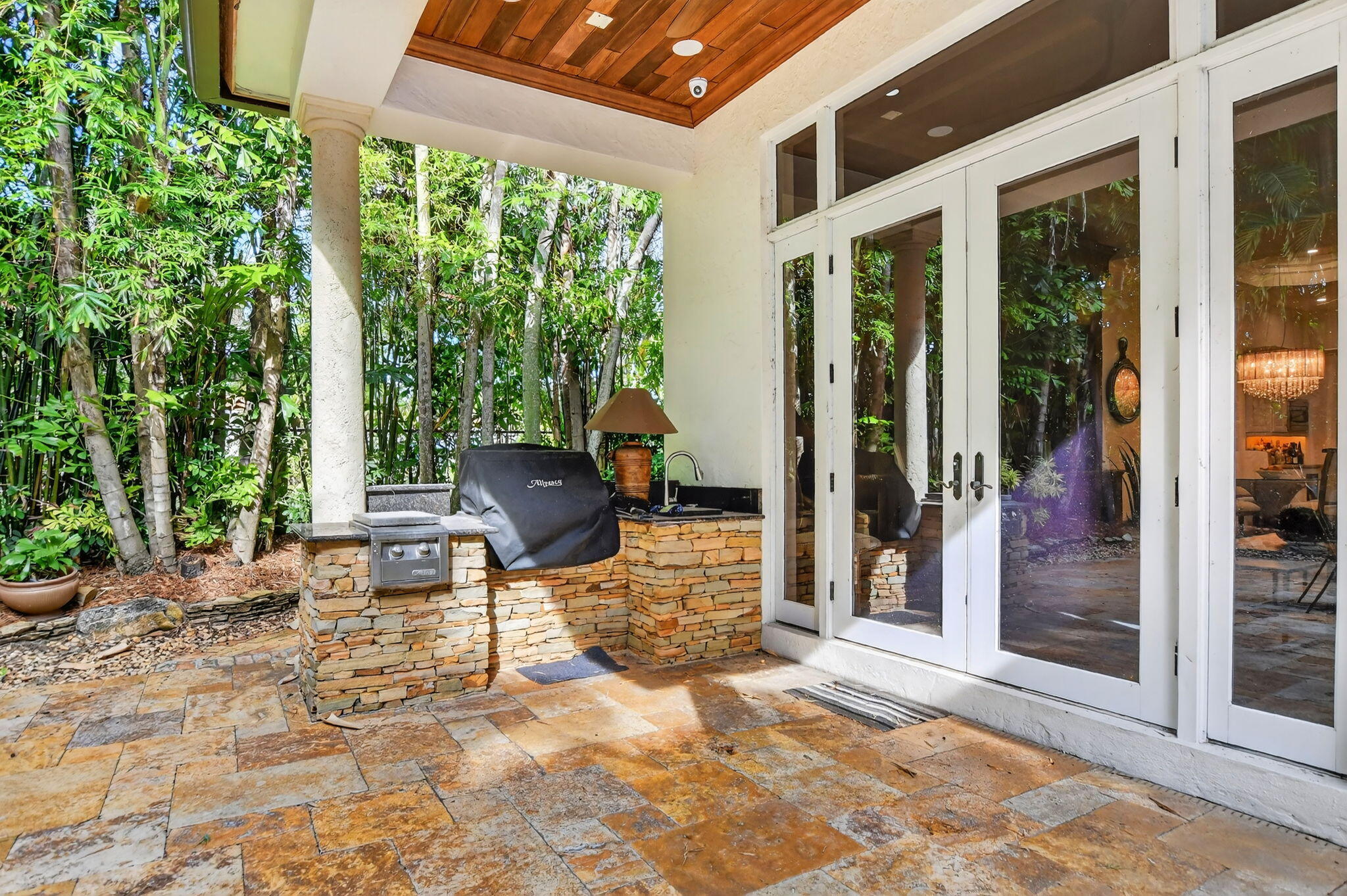 33 SE Olive Way