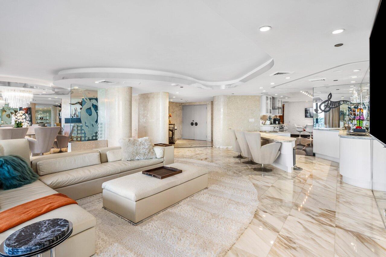 1500 S Ocean Boulevard 303/304