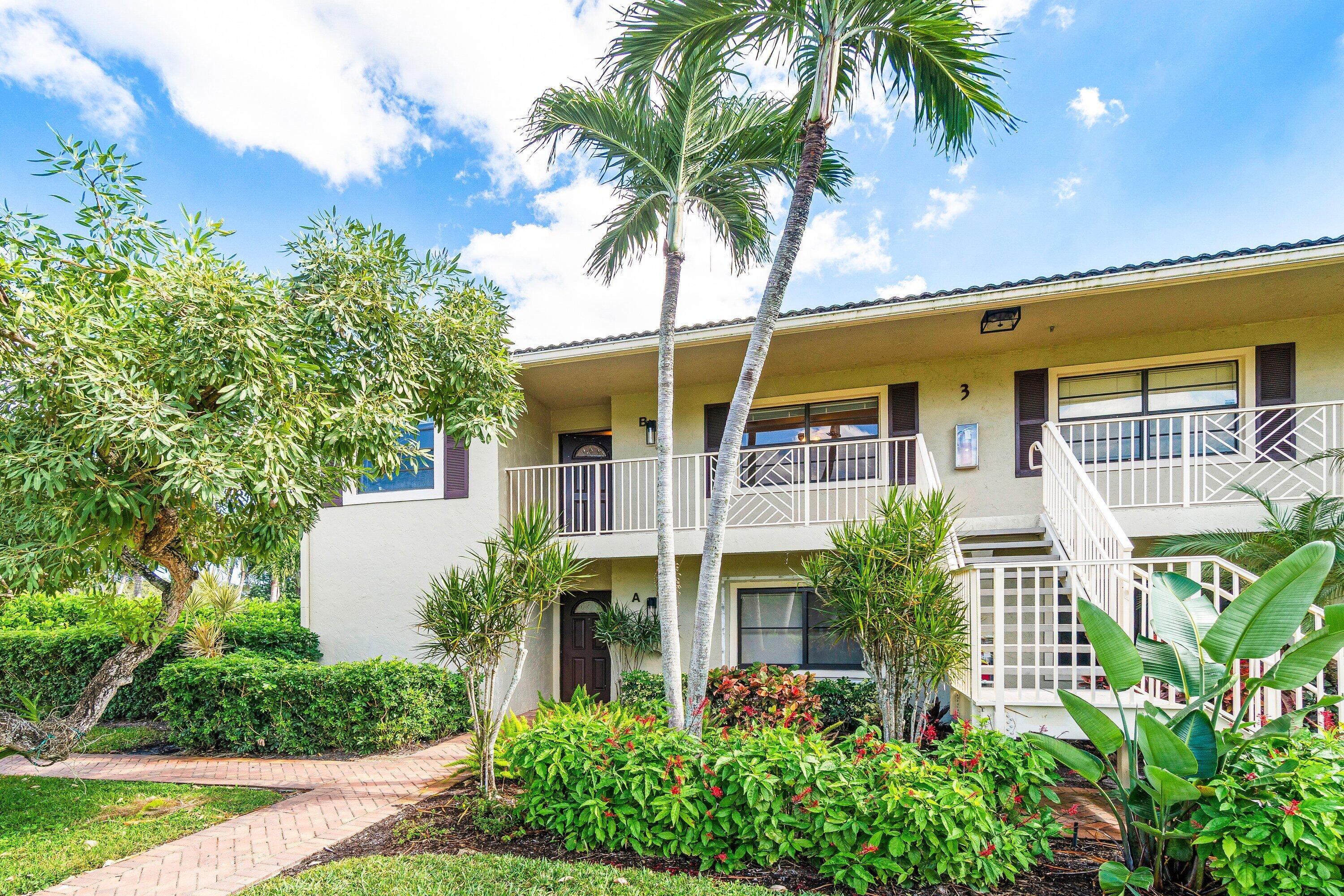 3 Stratford Drive E B