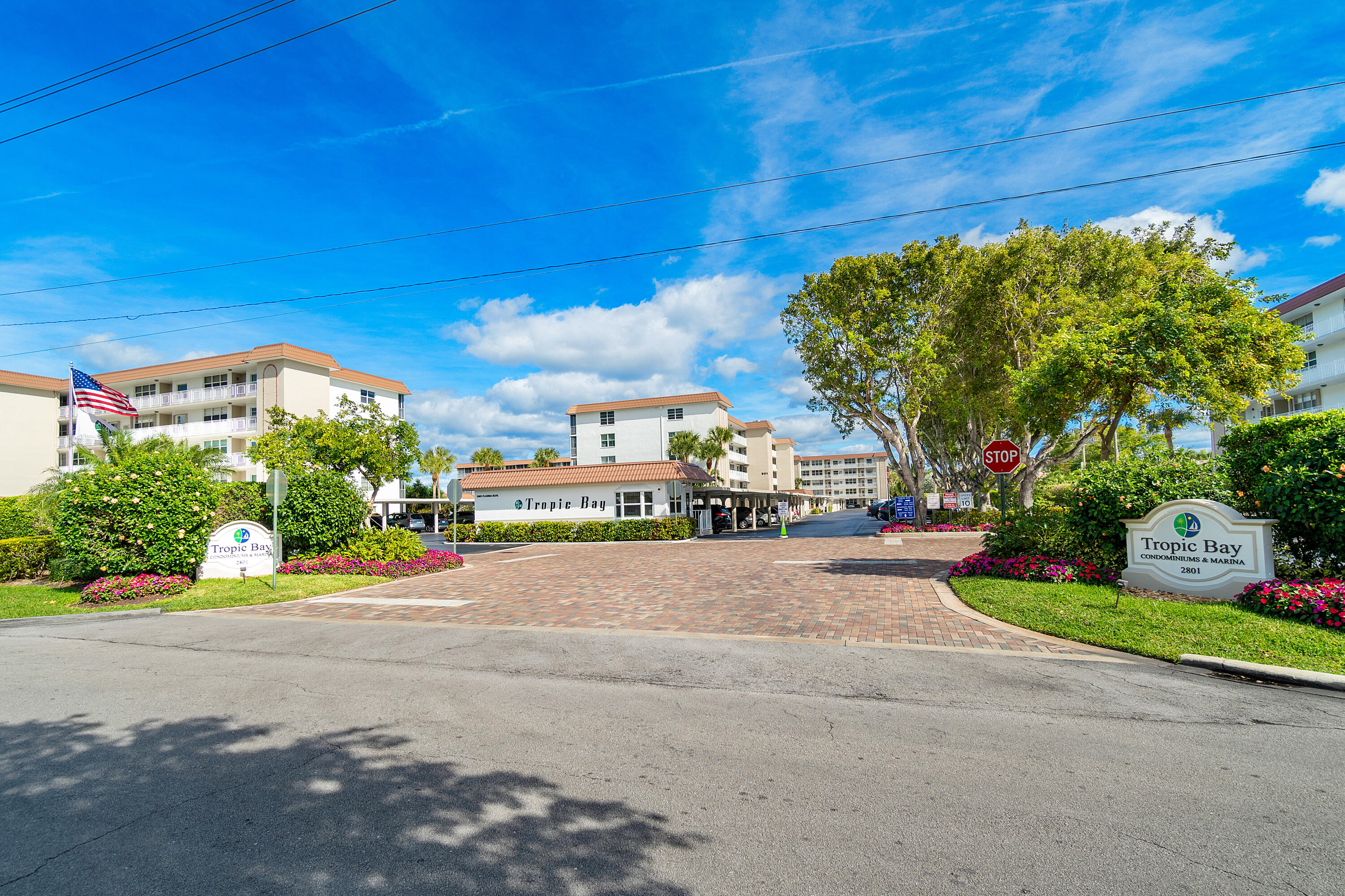 2525 Florida Boulevard 133