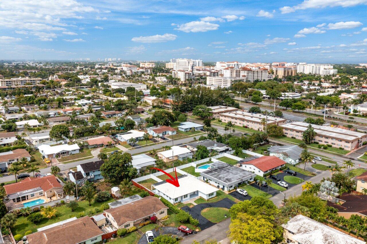 245 SW 6th Street