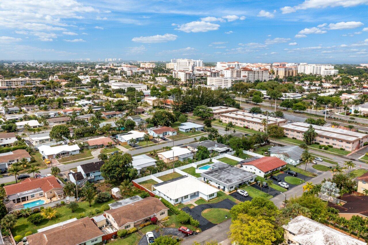 245 SW 6th Street