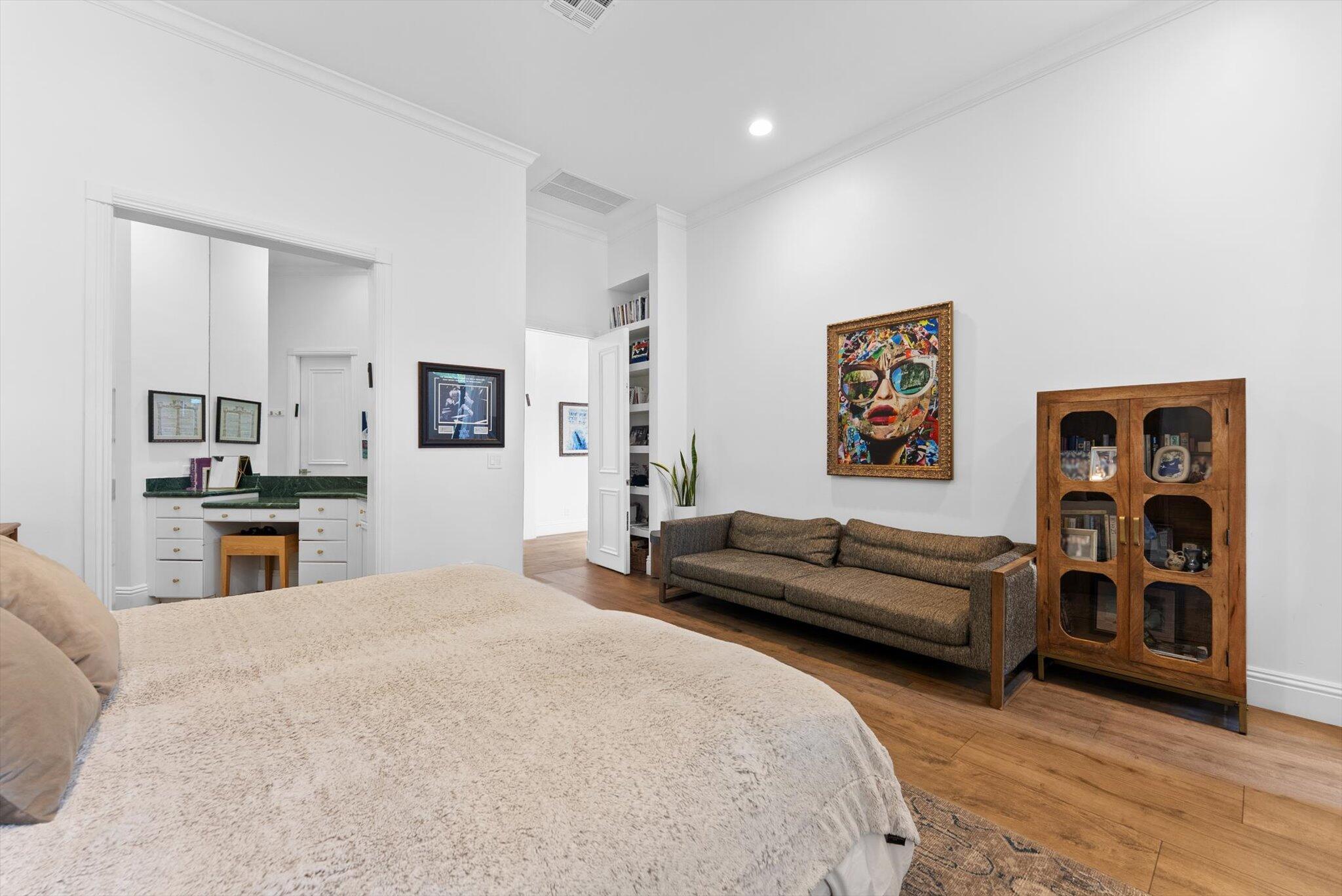 7955 Mandarin Drive