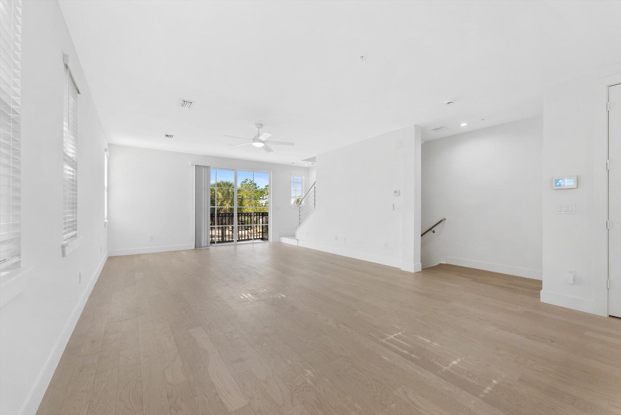 47 NW 4th Avenue