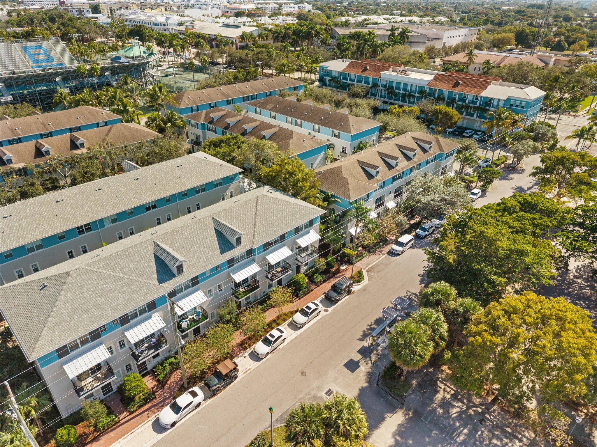 47 NW 4th Avenue