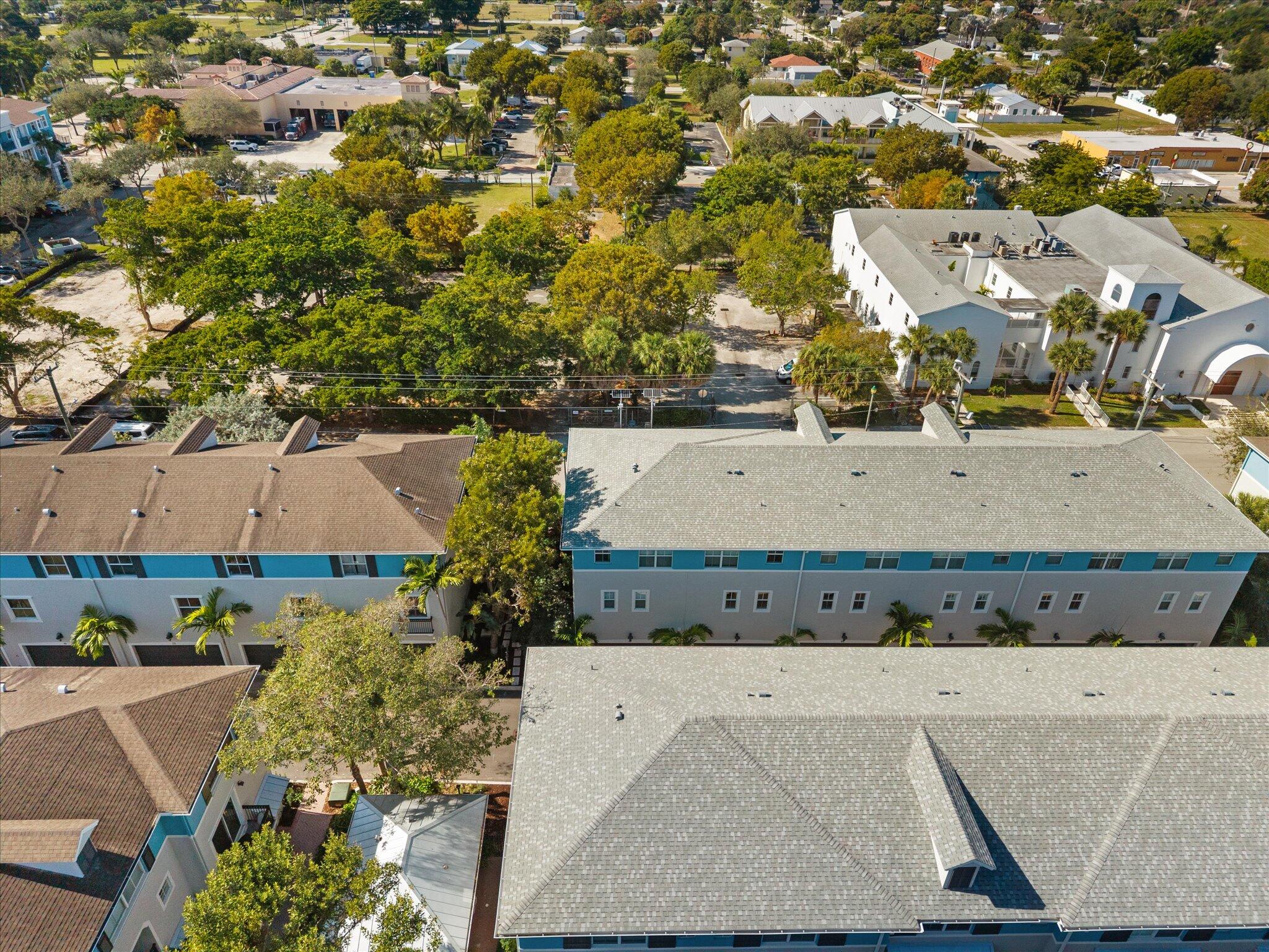 47 NW 4th Avenue