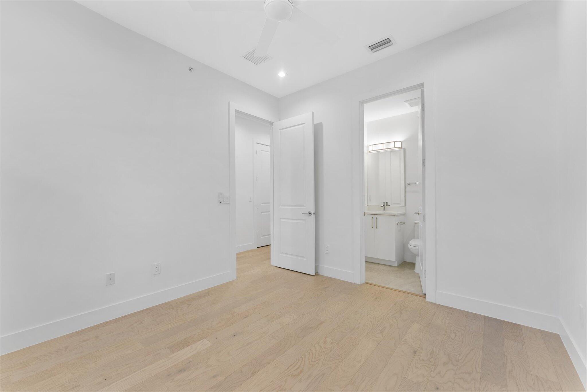 47 NW 4th Avenue