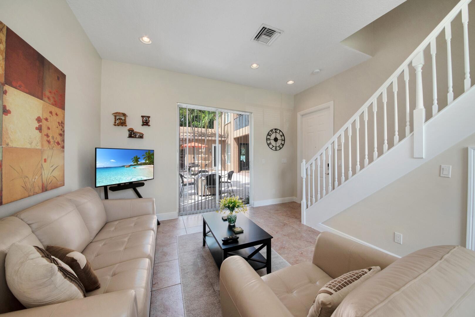 6874 Houlton Circle