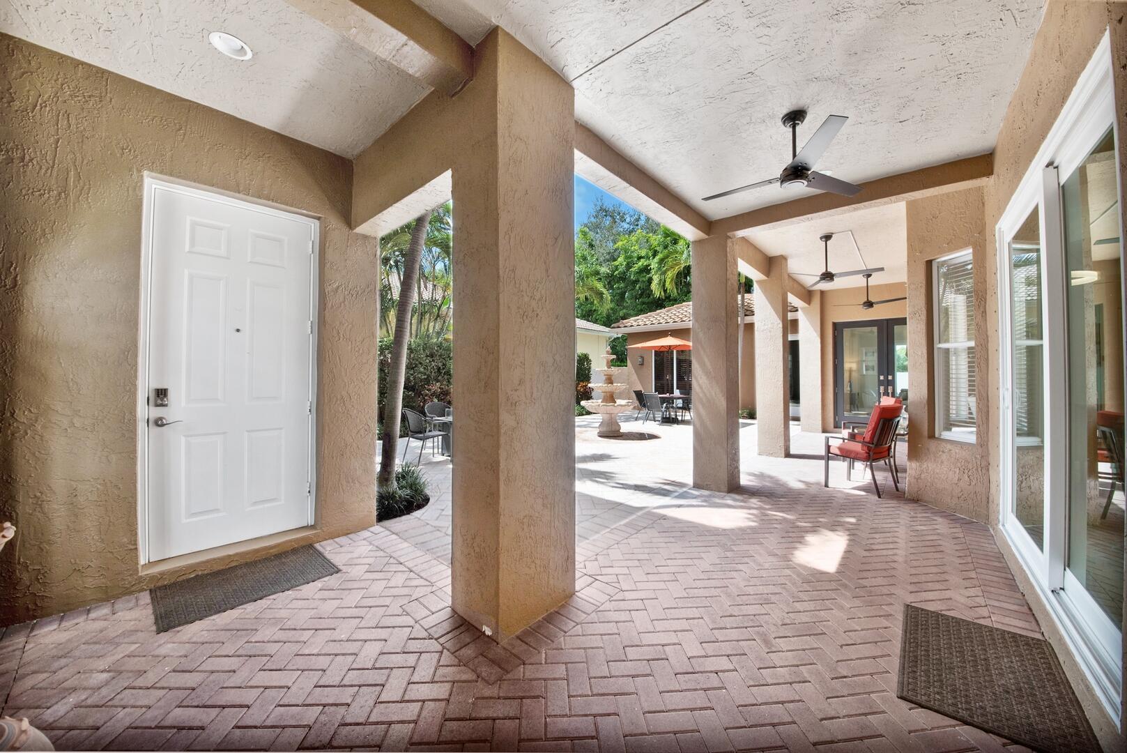 6874 Houlton Circle
