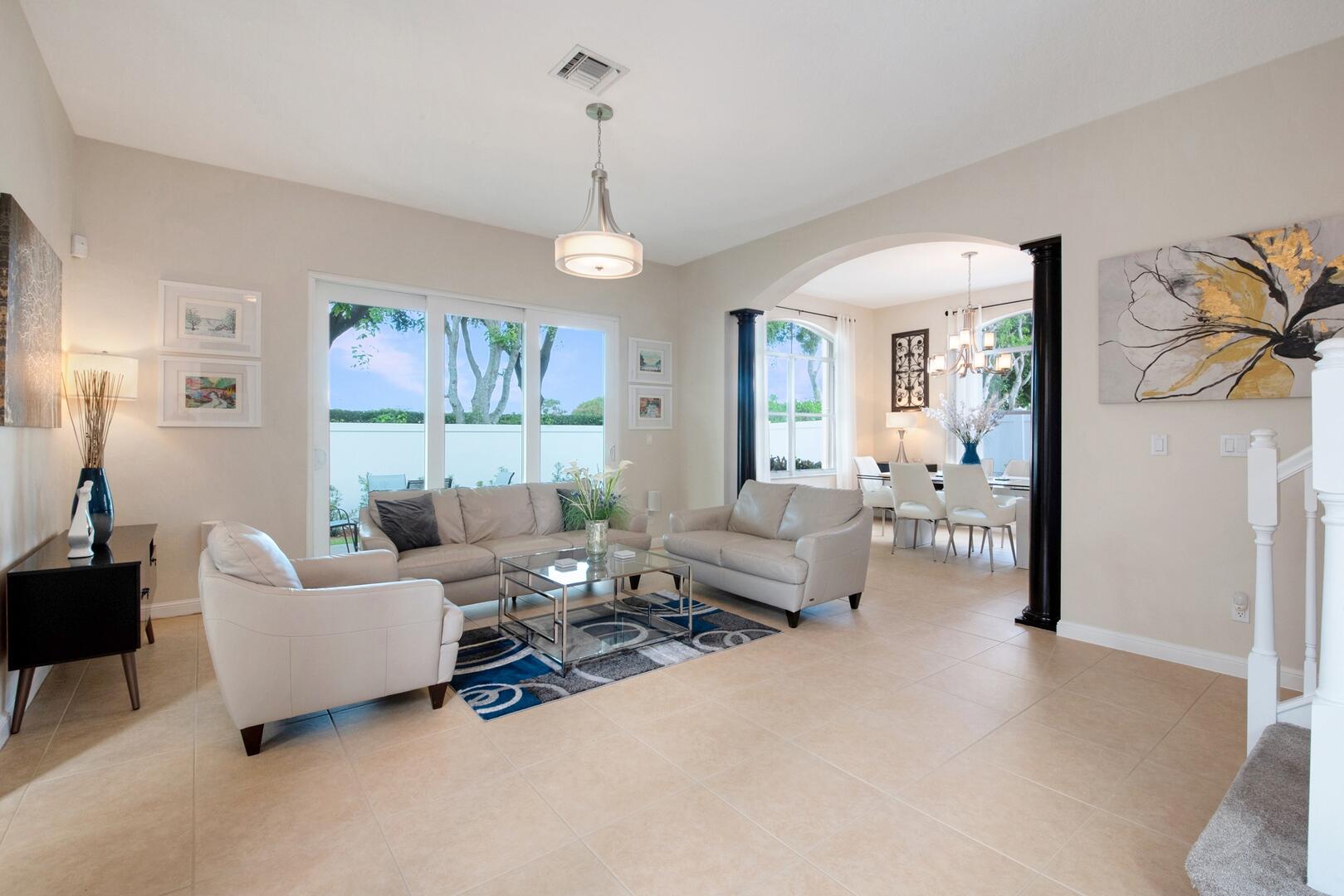 6874 Houlton Circle