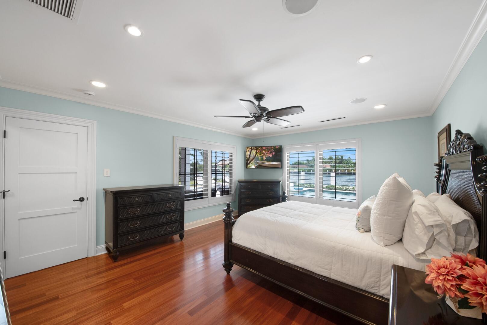 4555 W Tradewinds Avenue, Lauderdale-By-The-Sea