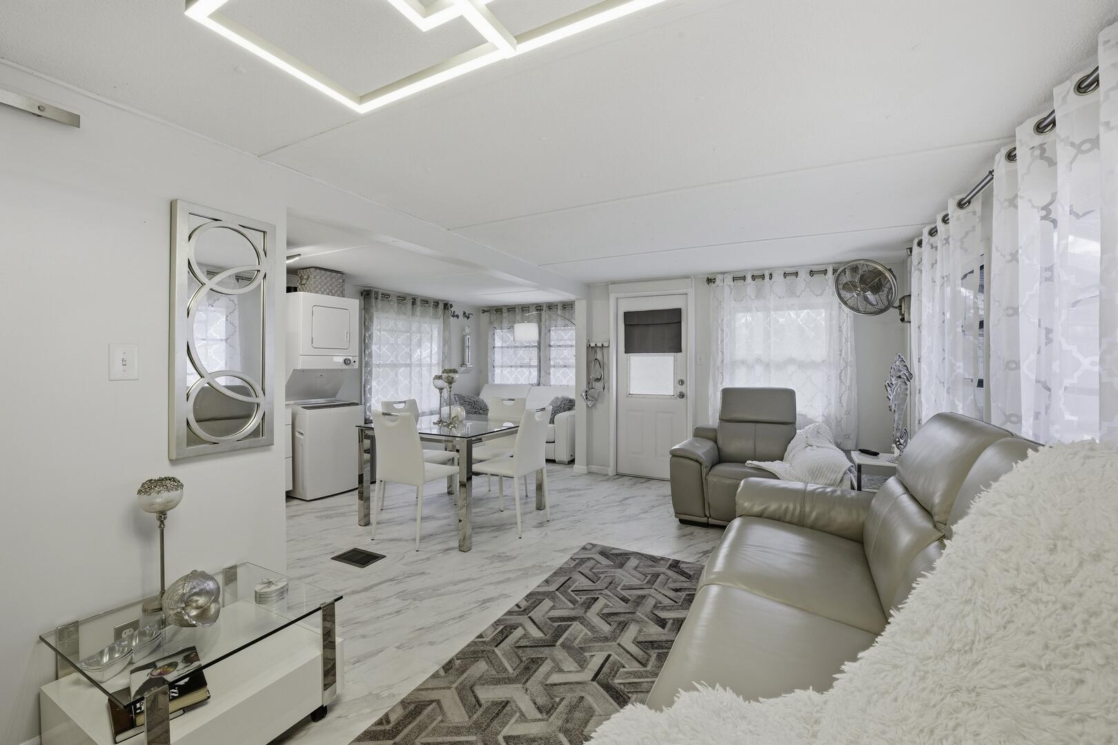 21 Hibiscus Drive I