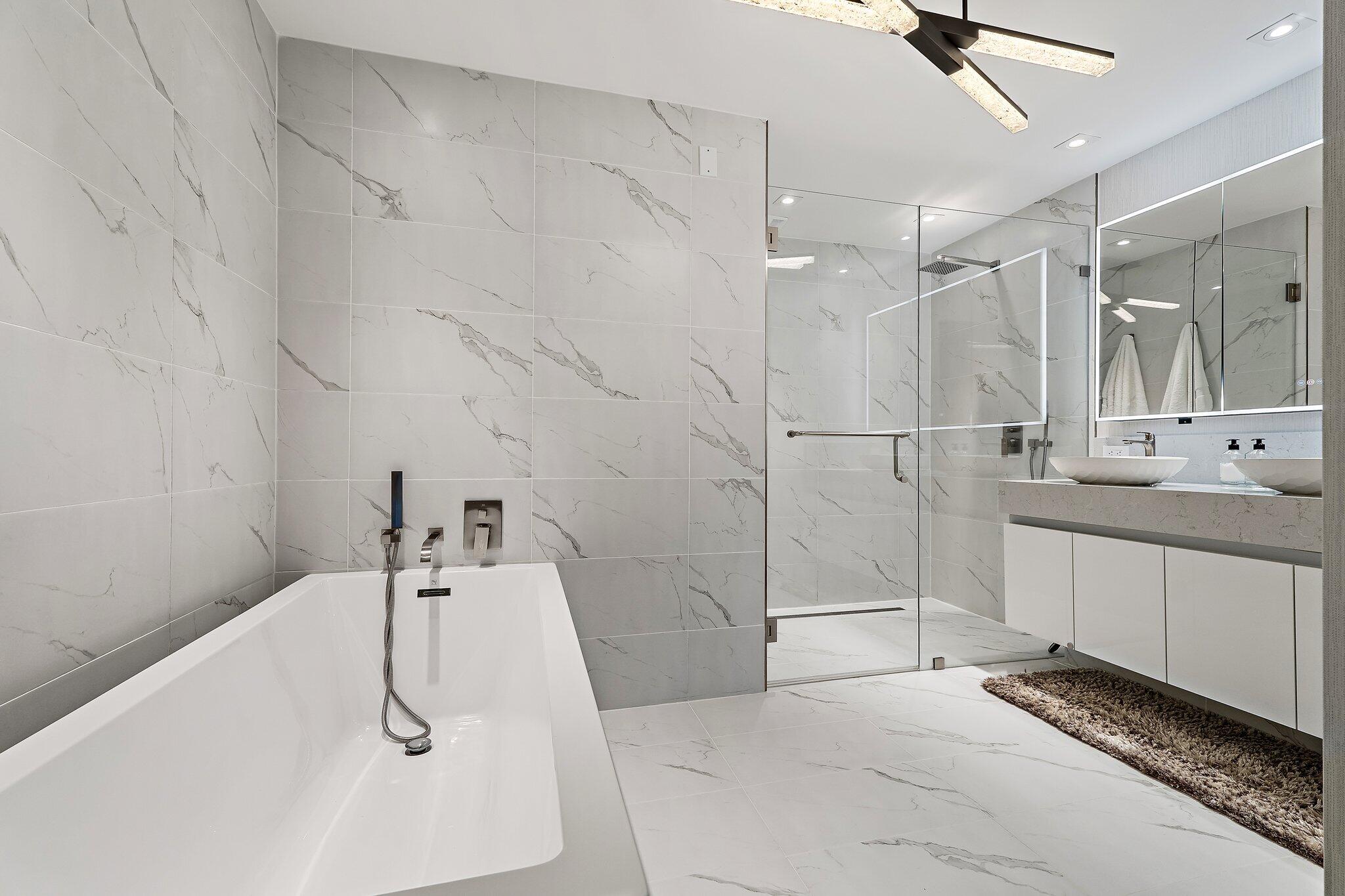 3100 N Ocean Drive P-1003